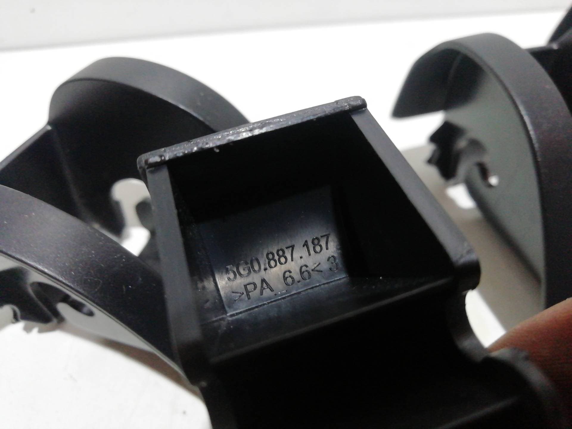 Plastico SEAT LEON (5F1) 3