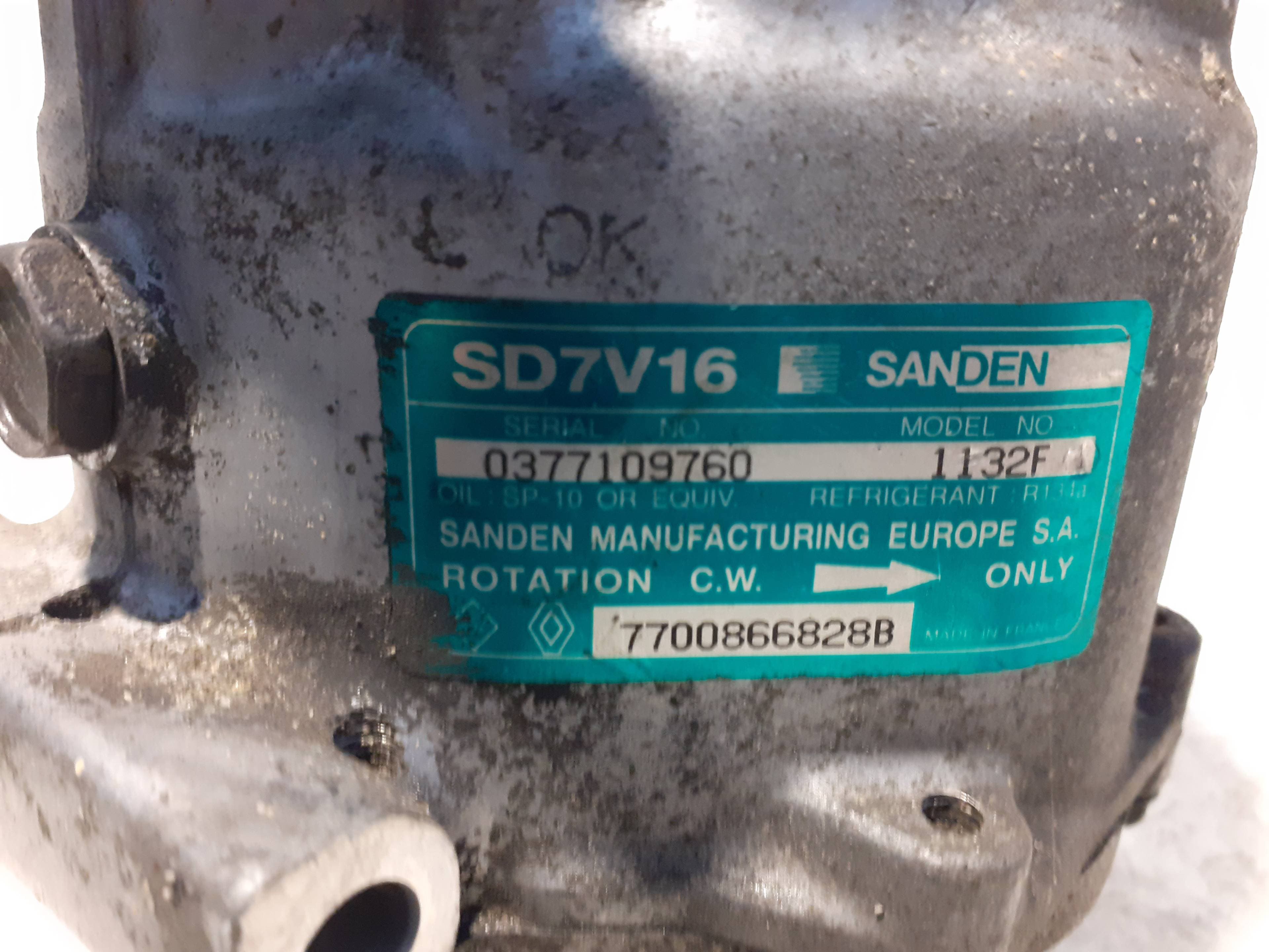 Recambio RENAULT 11 ref. SD7V161132F 2