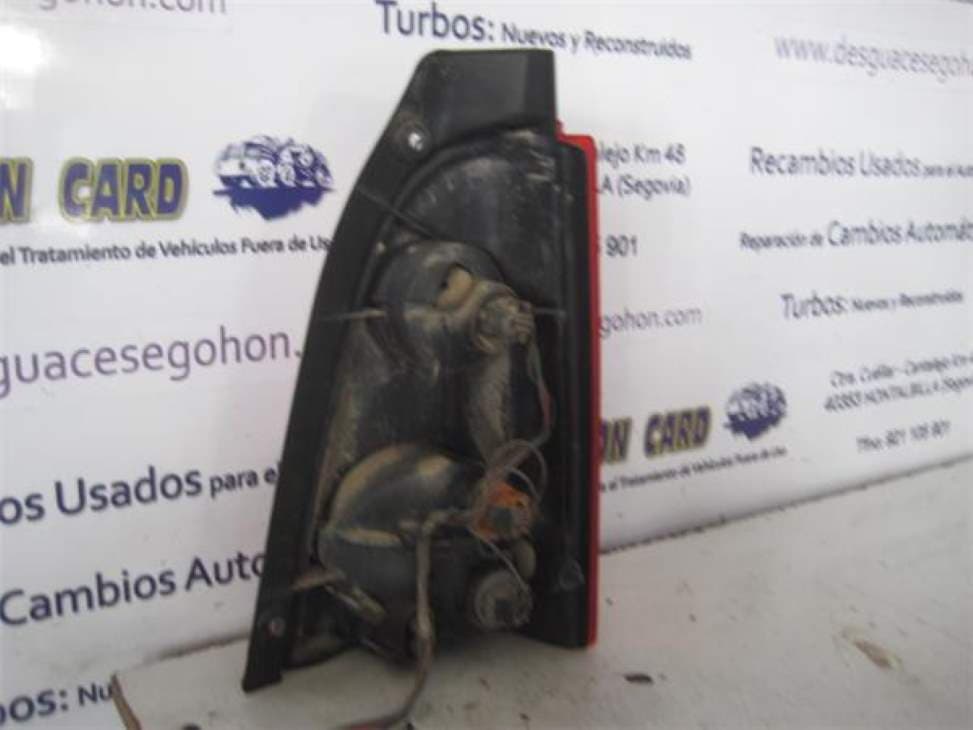Piloto trasero izquierdo OPEL AGILA 3