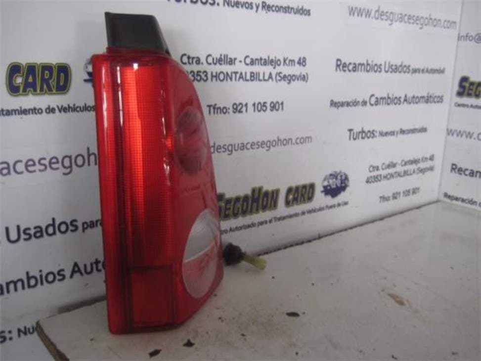 Piloto trasero izquierdo OPEL AGILA 2