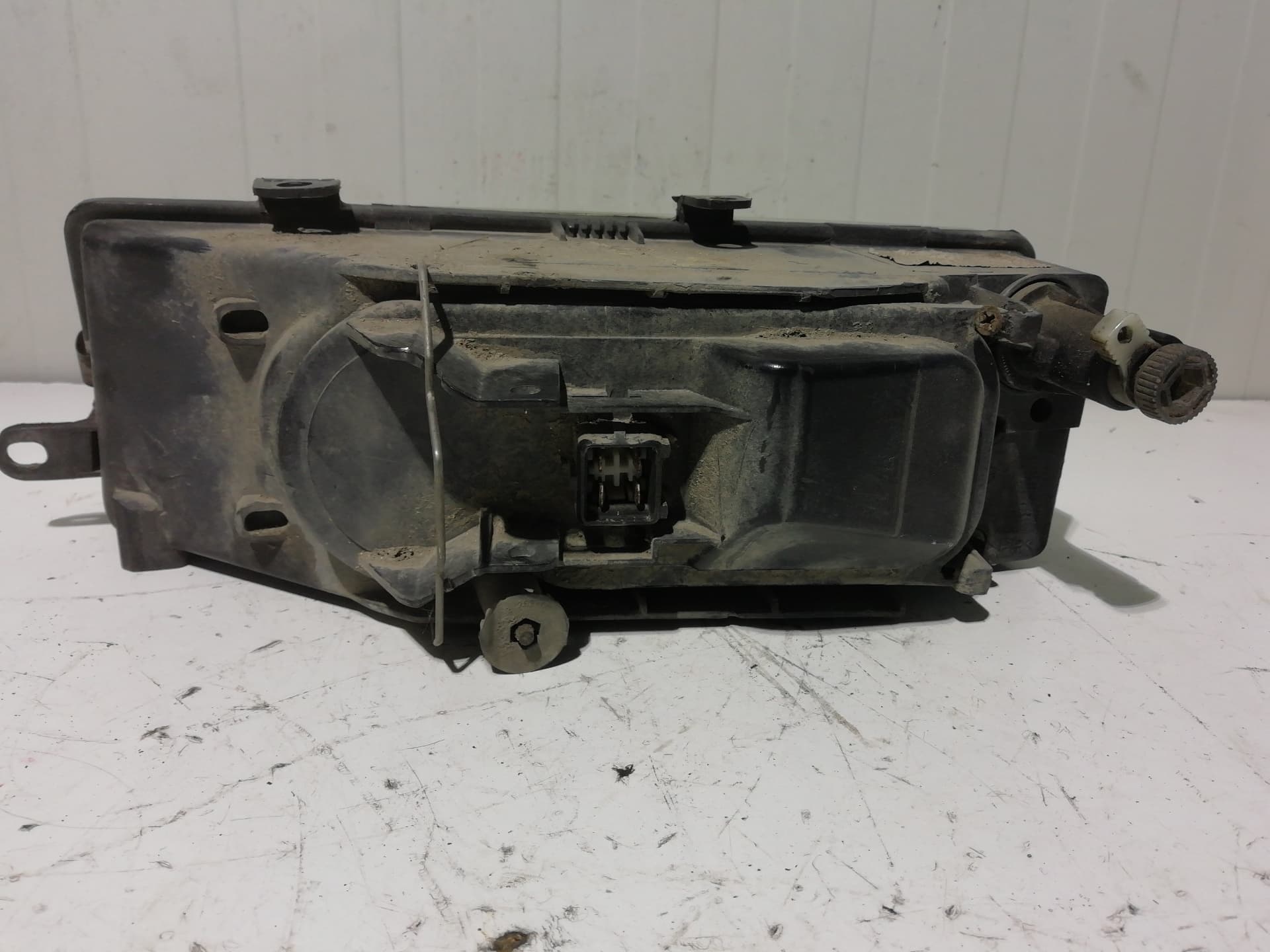 Faro izquierdo SEAT TOLEDO (1L) 3