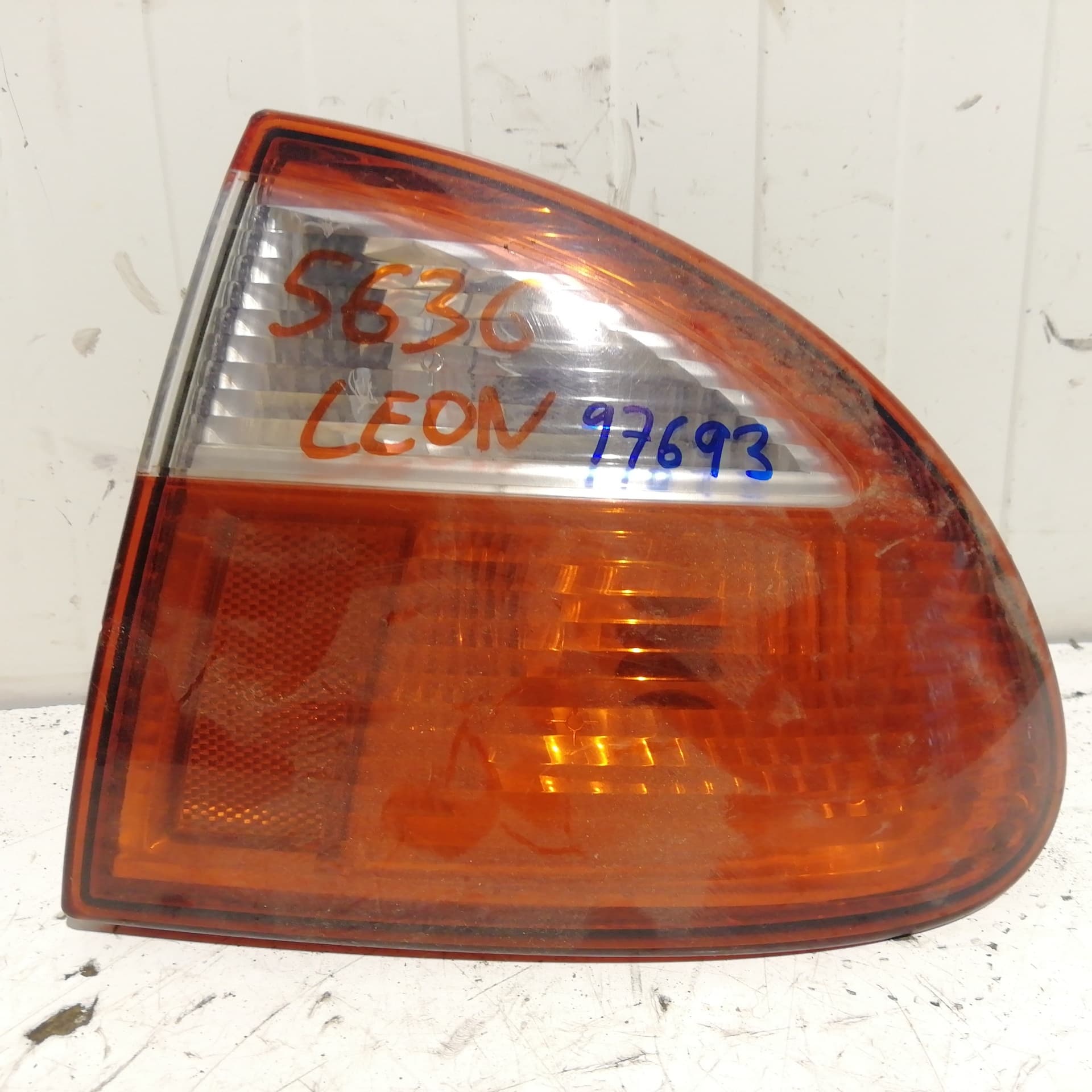 Piloto trasero derecho SEAT LEON (1M1)
