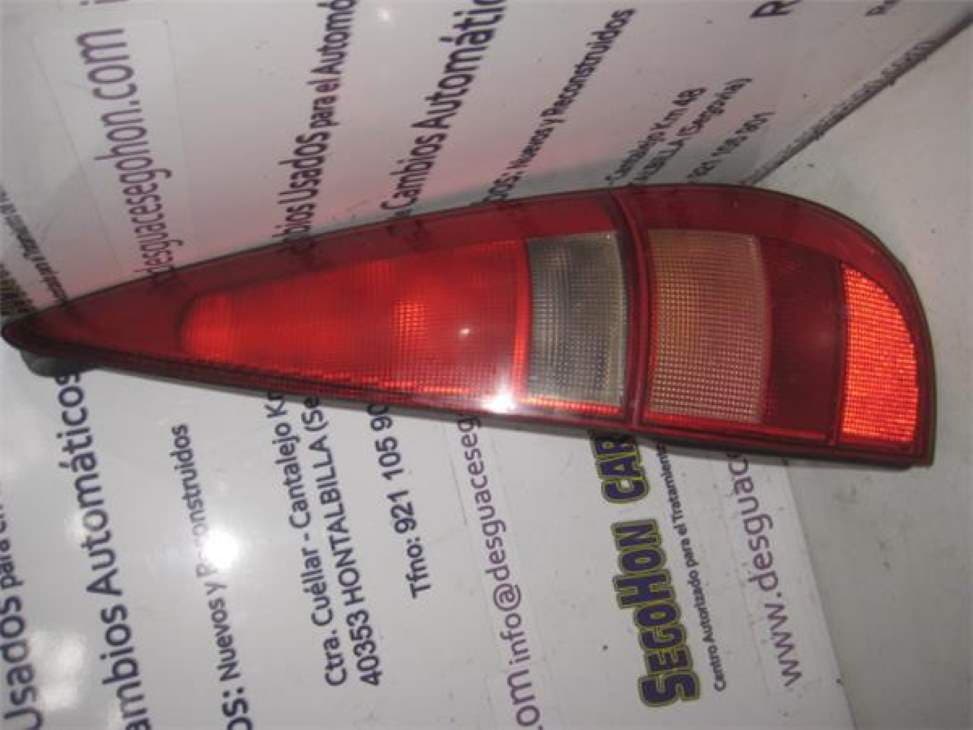 Piloto trasero derecho RENAULT LAGUNA GRANDTOUR (K56)