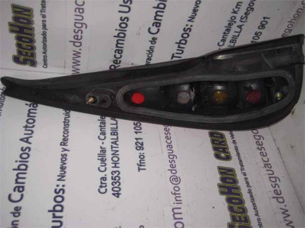 Piloto trasero derecho RENAULT LAGUNA GRANDTOUR (K56) 2