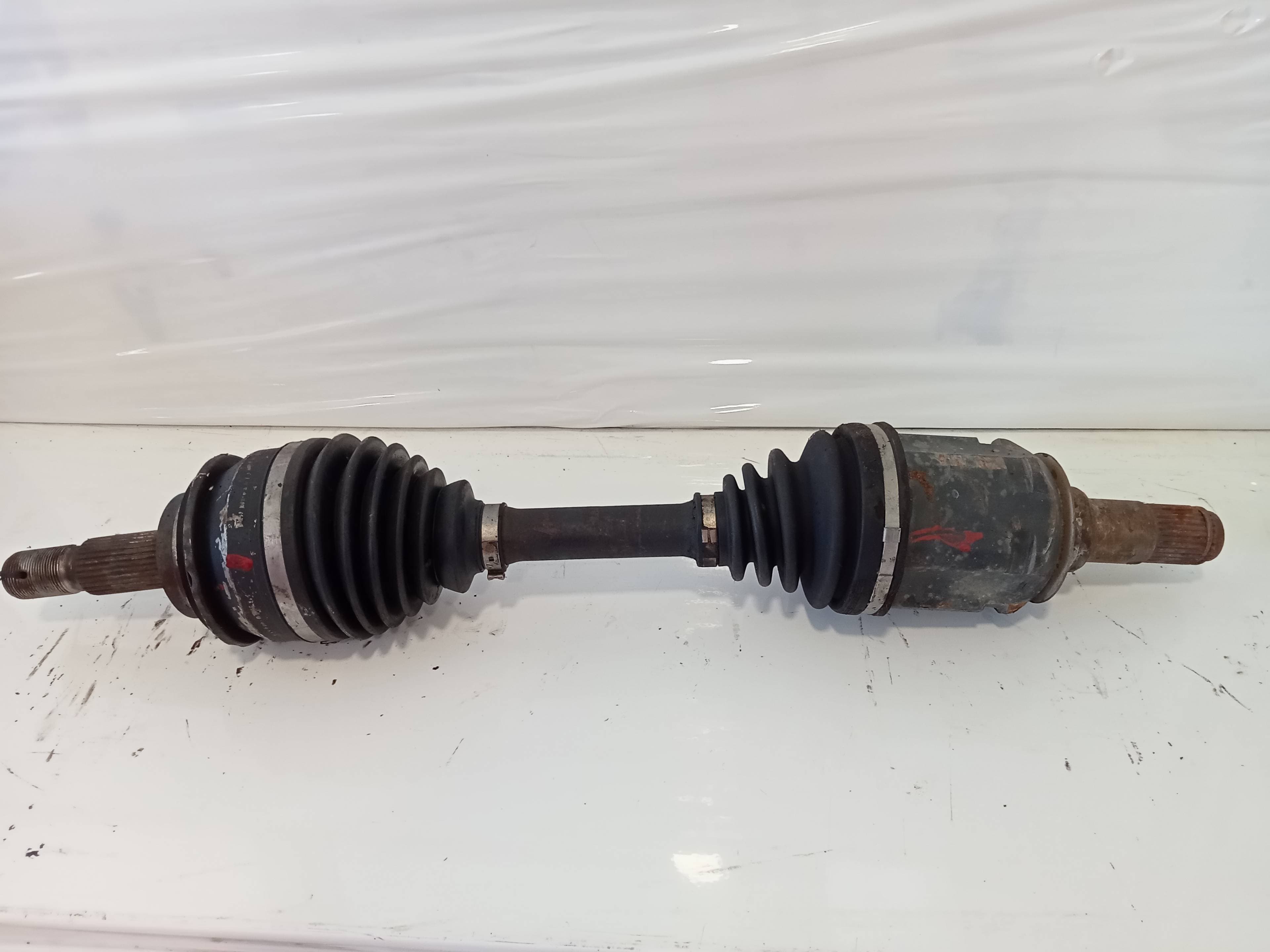 Transmision delantera izquierda TOYOTA LAND CRUISER STATION (J8)