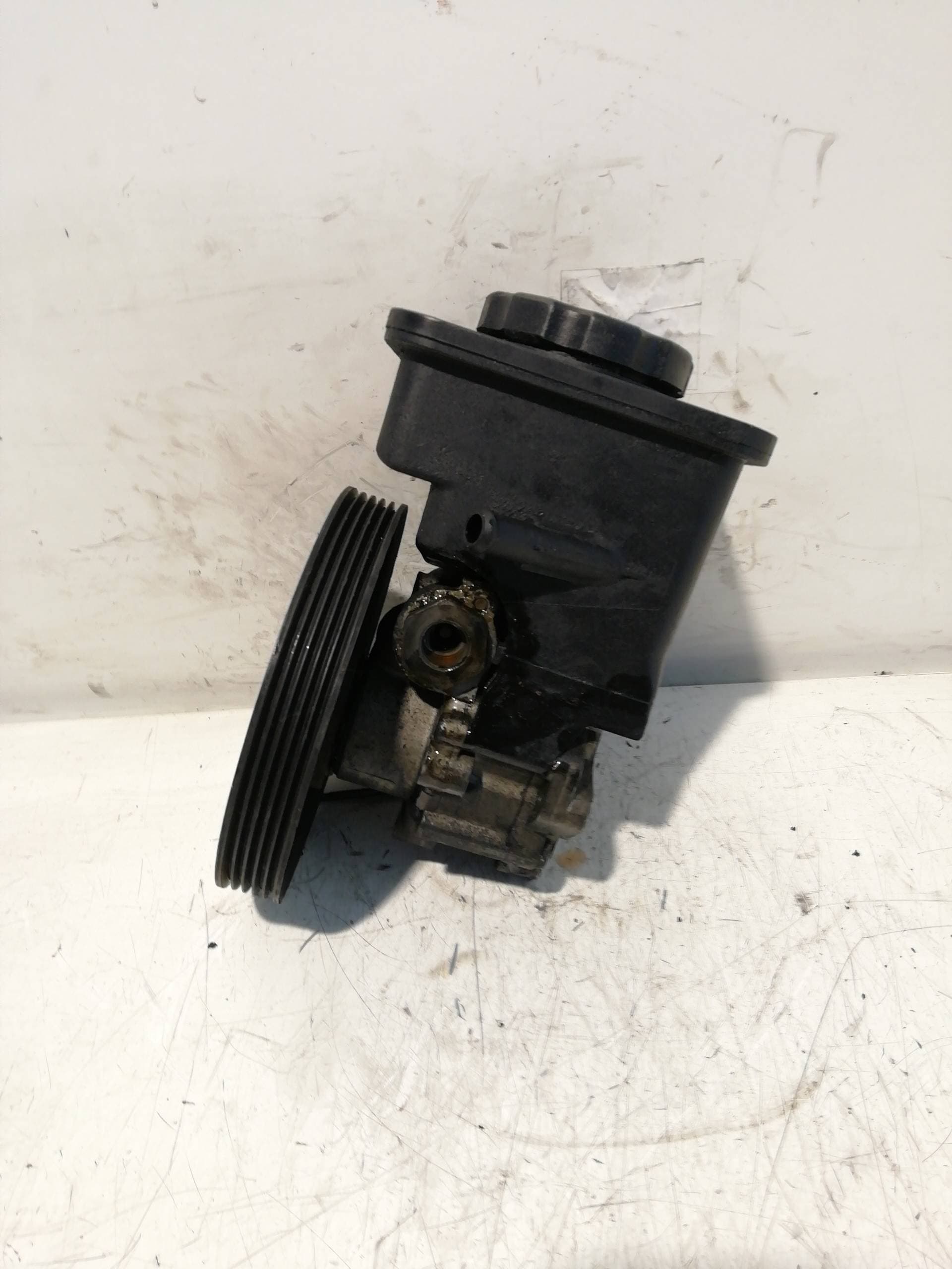 Bomba direccion BMW SERIE 3 BERLINA (E46) 4