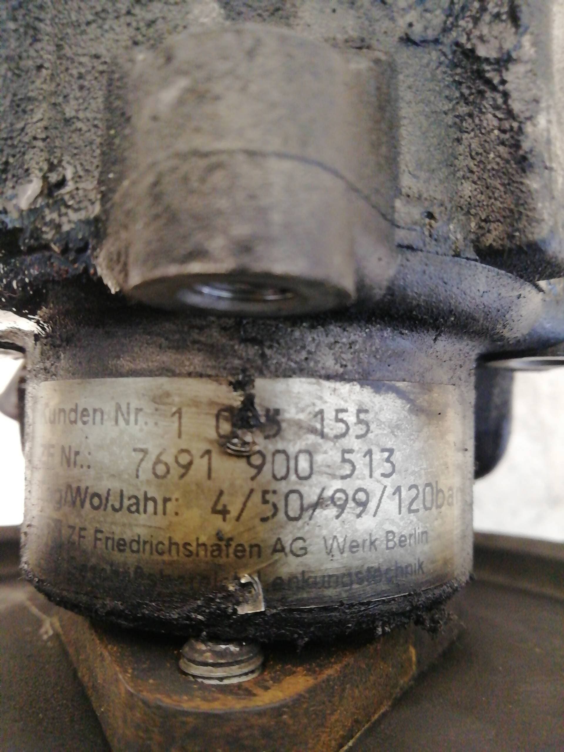 Bomba direccion BMW SERIE 3 BERLINA (E46) 2