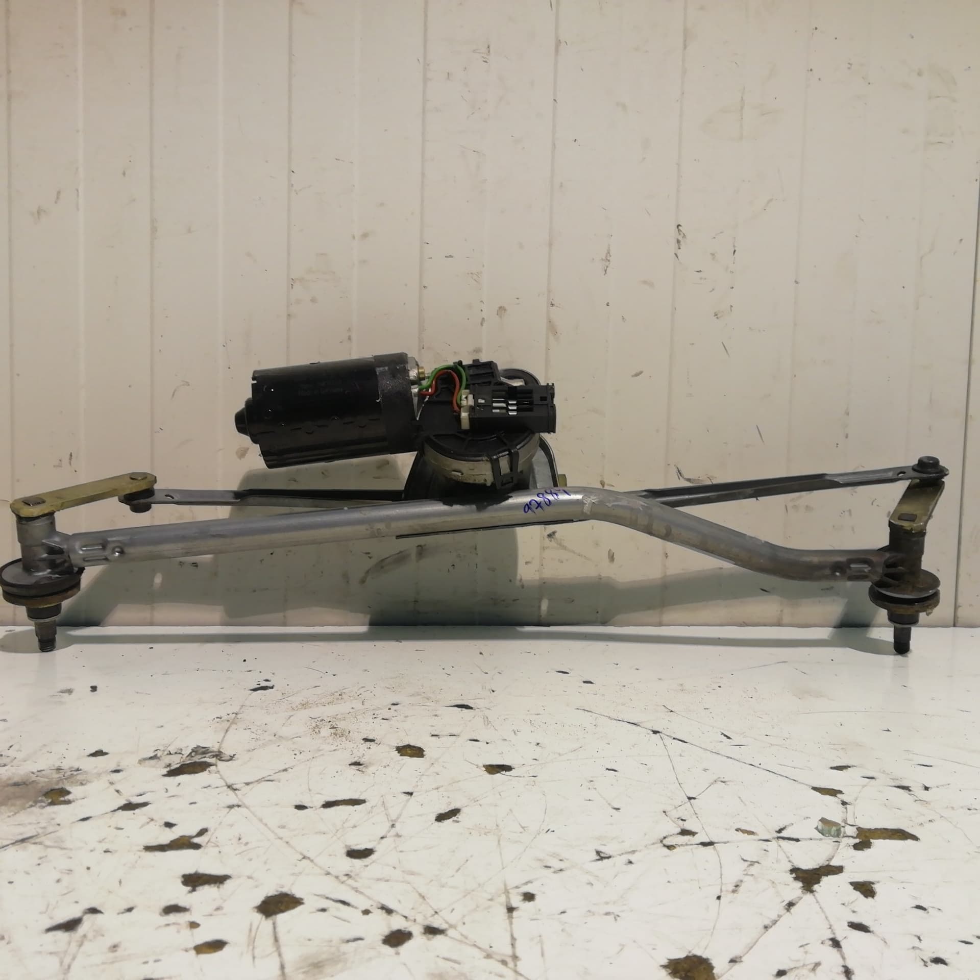 Motor limpia delantero BMW SERIE 3 BERLINA (E46) 5