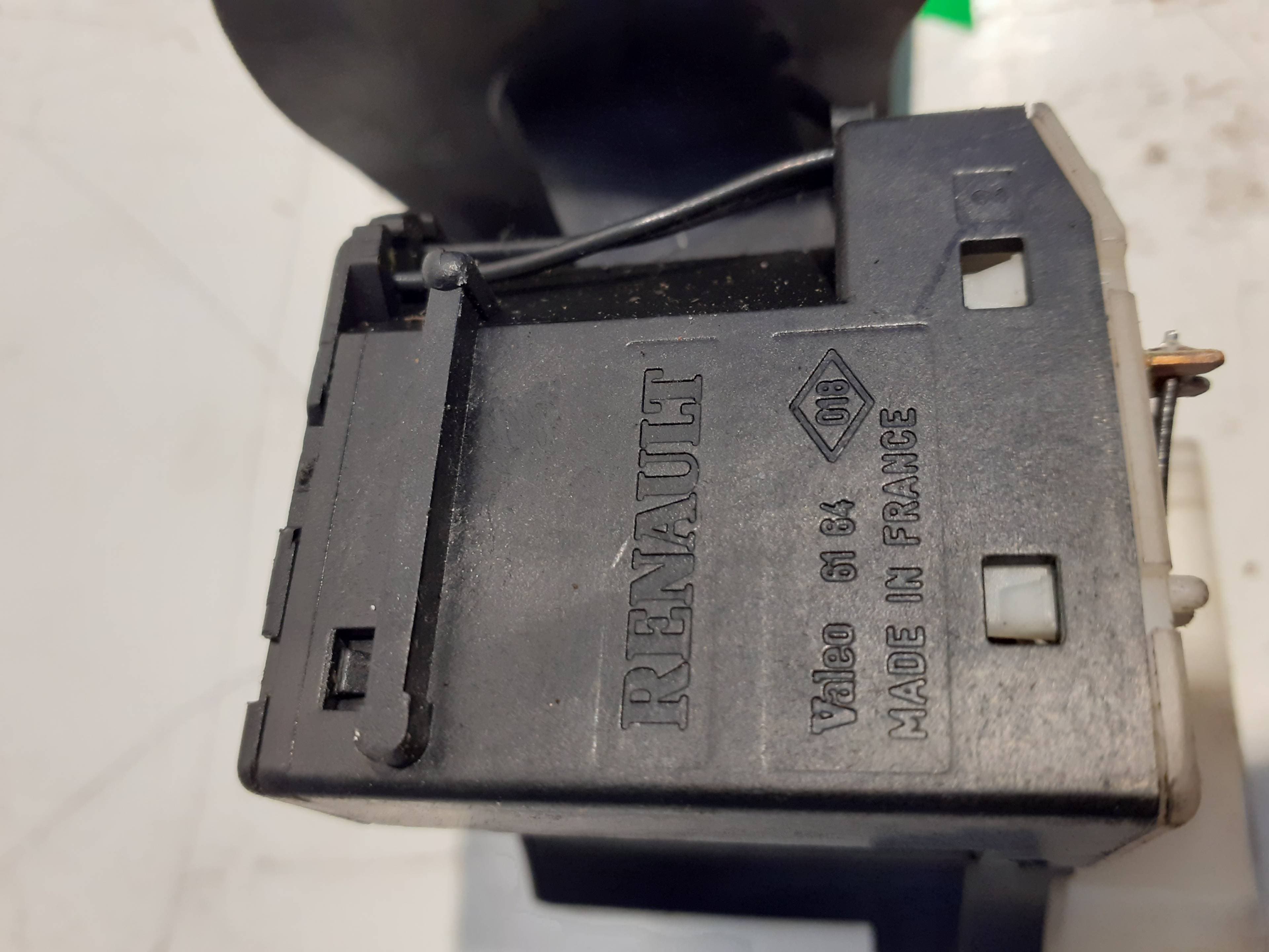 Mando limpia RENAULT CLIO II FASE I (B/CBO) 2
