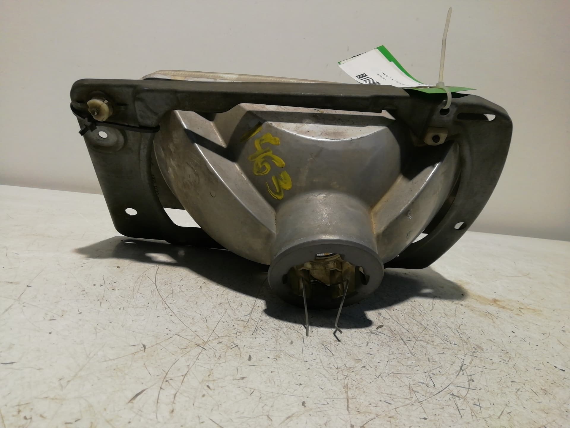 Faro derecho VOLKSWAGEN JETTA (165/167) 2