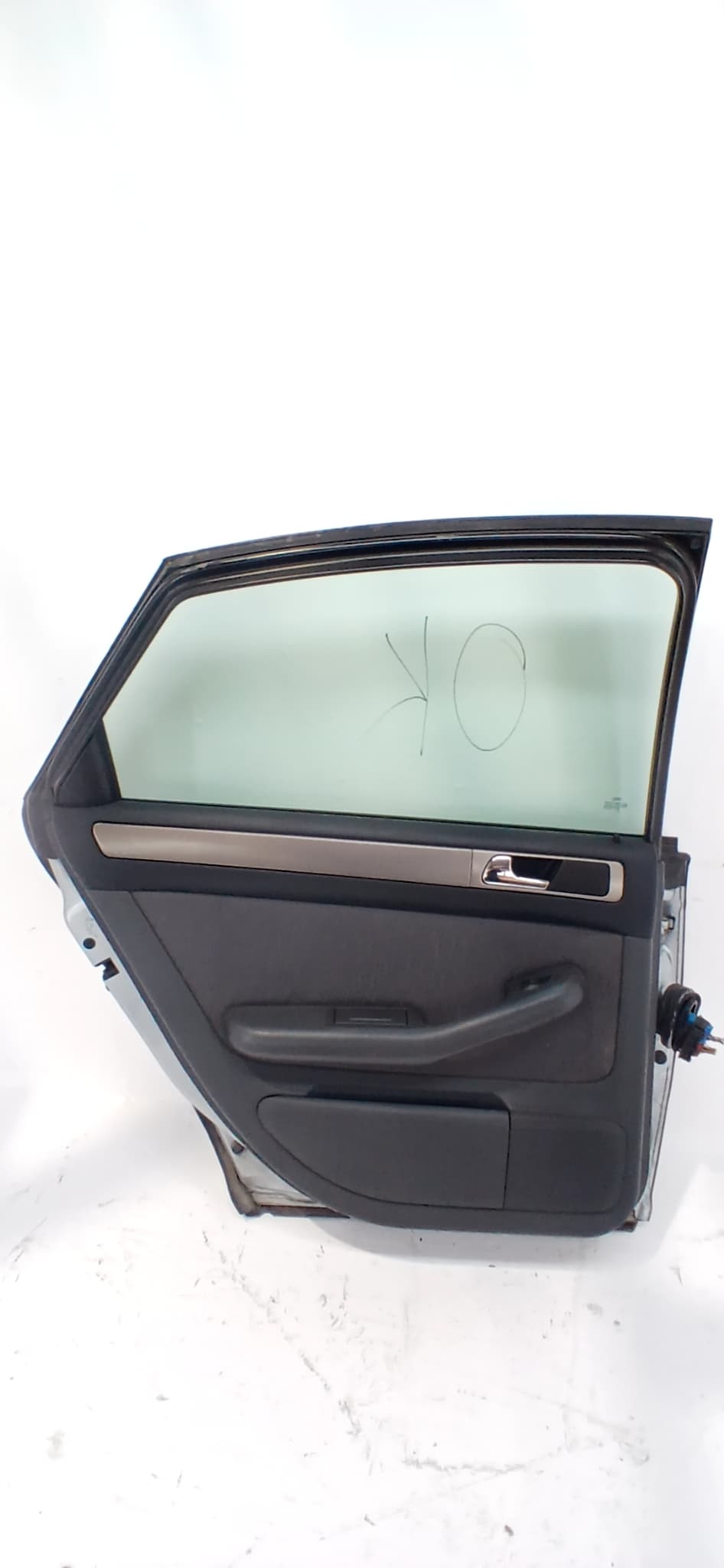 Puerta trasera izquierda AUDI A6 BERLINA (4B2) 2