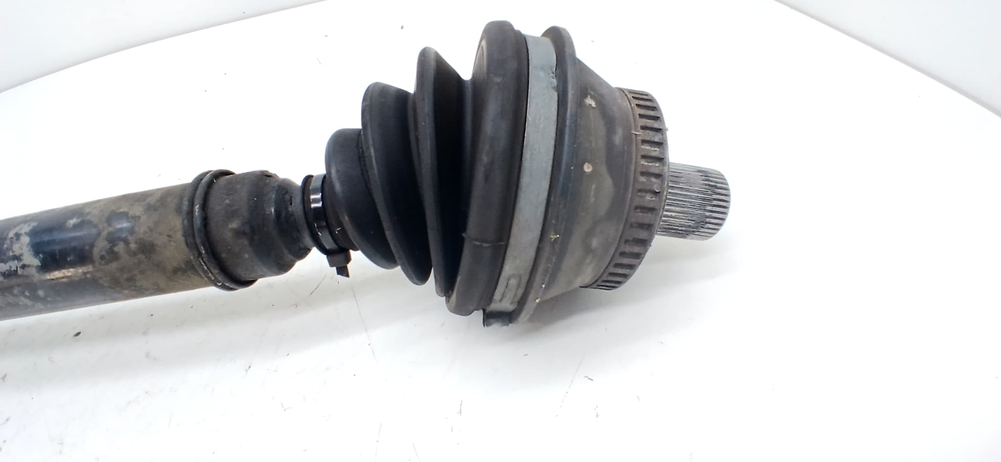 Transmision delantera izquierda AUDI A6 BERLINA (4B2) 3