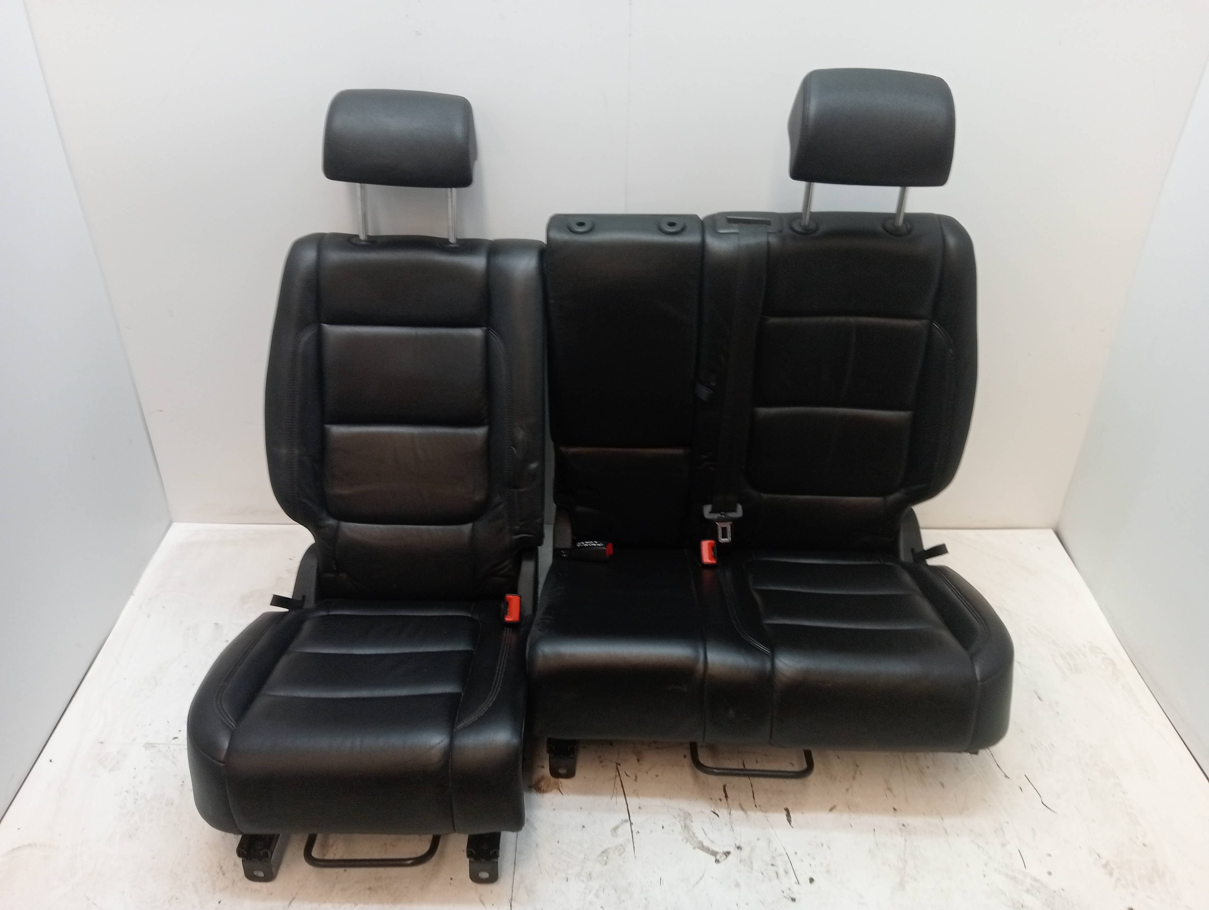 Cerradura asientos traseros VOLKSWAGEN TIGUAN (5N1)