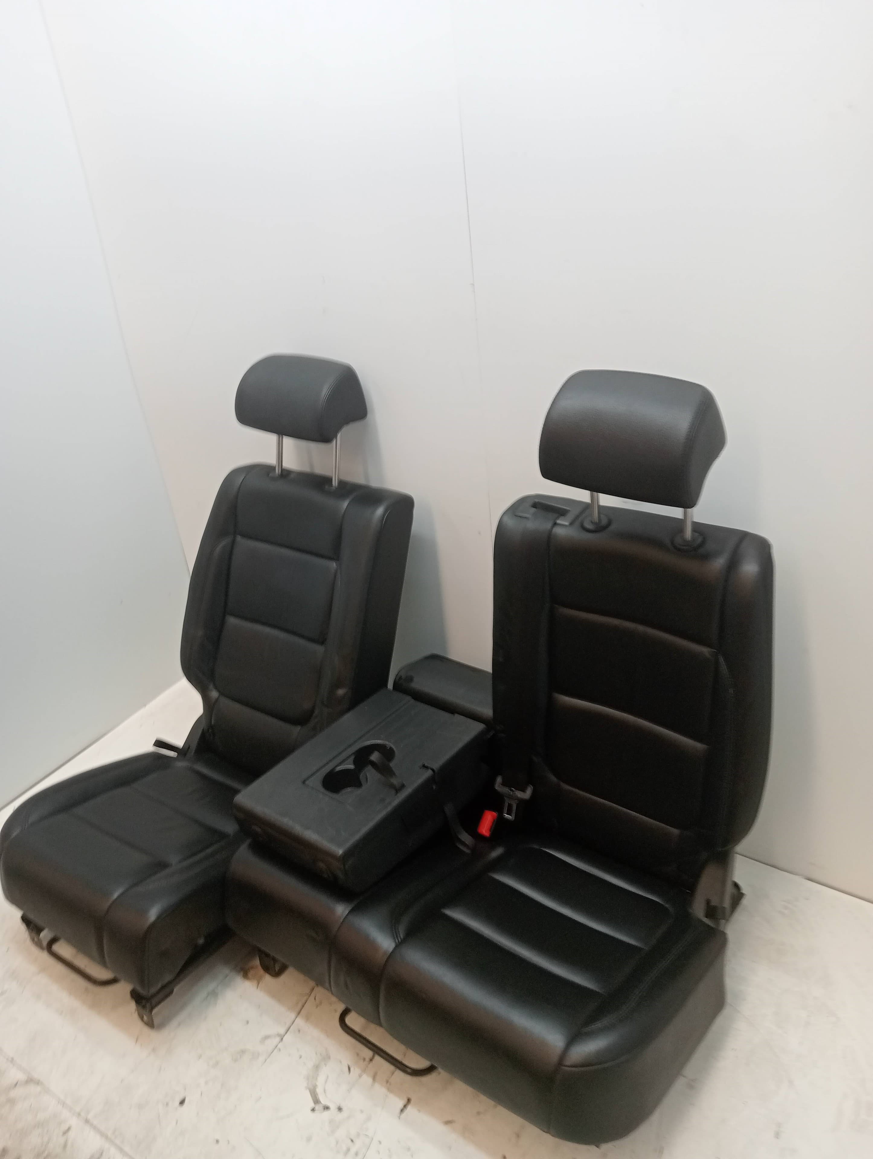 Cerradura asientos traseros VOLKSWAGEN TIGUAN (5N1) 2