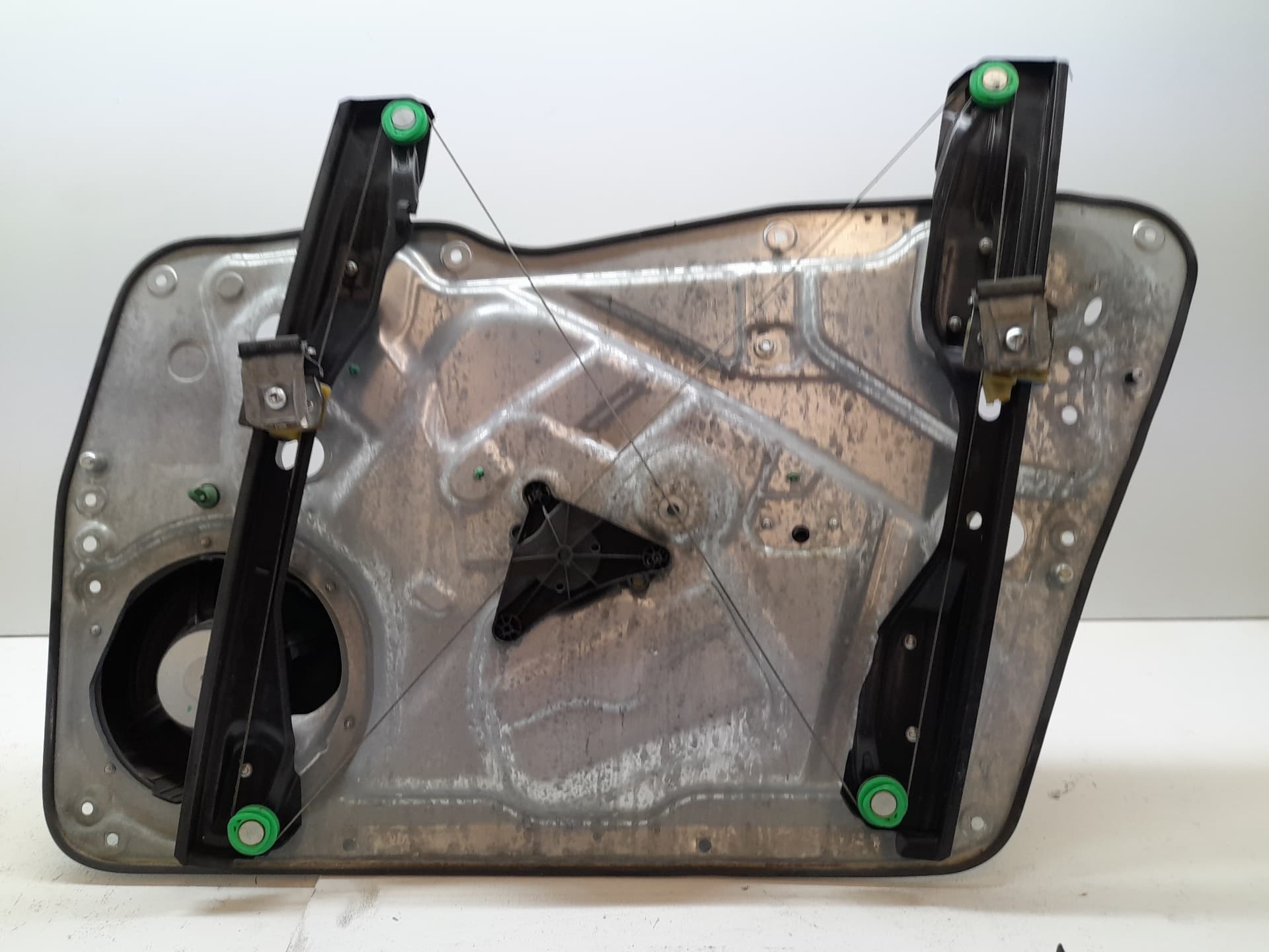 Elevalunas delantero izquierdo VOLKSWAGEN TIGUAN (5N1)