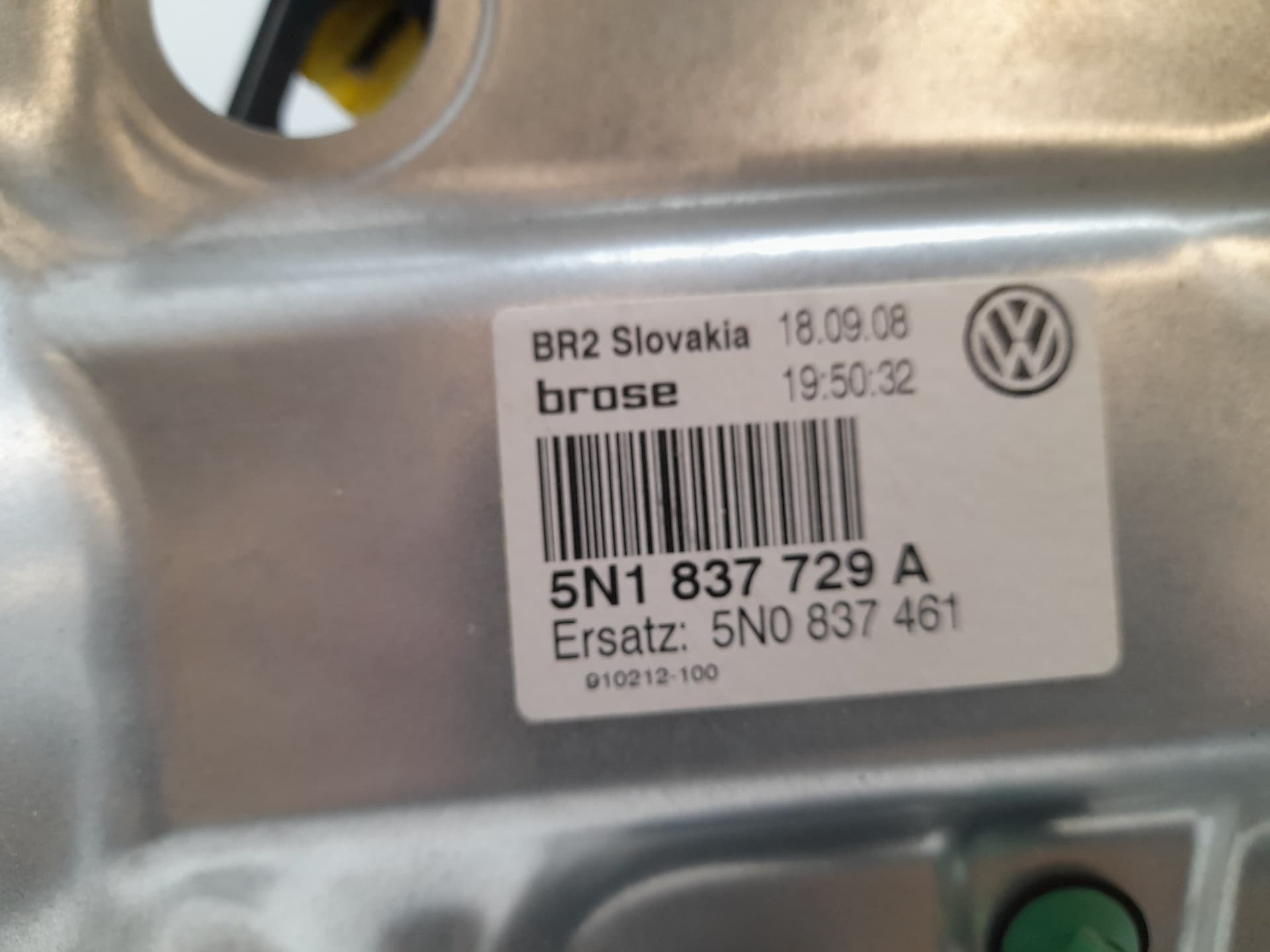 Elevalunas delantero izquierdo VOLKSWAGEN TIGUAN (5N1) 2