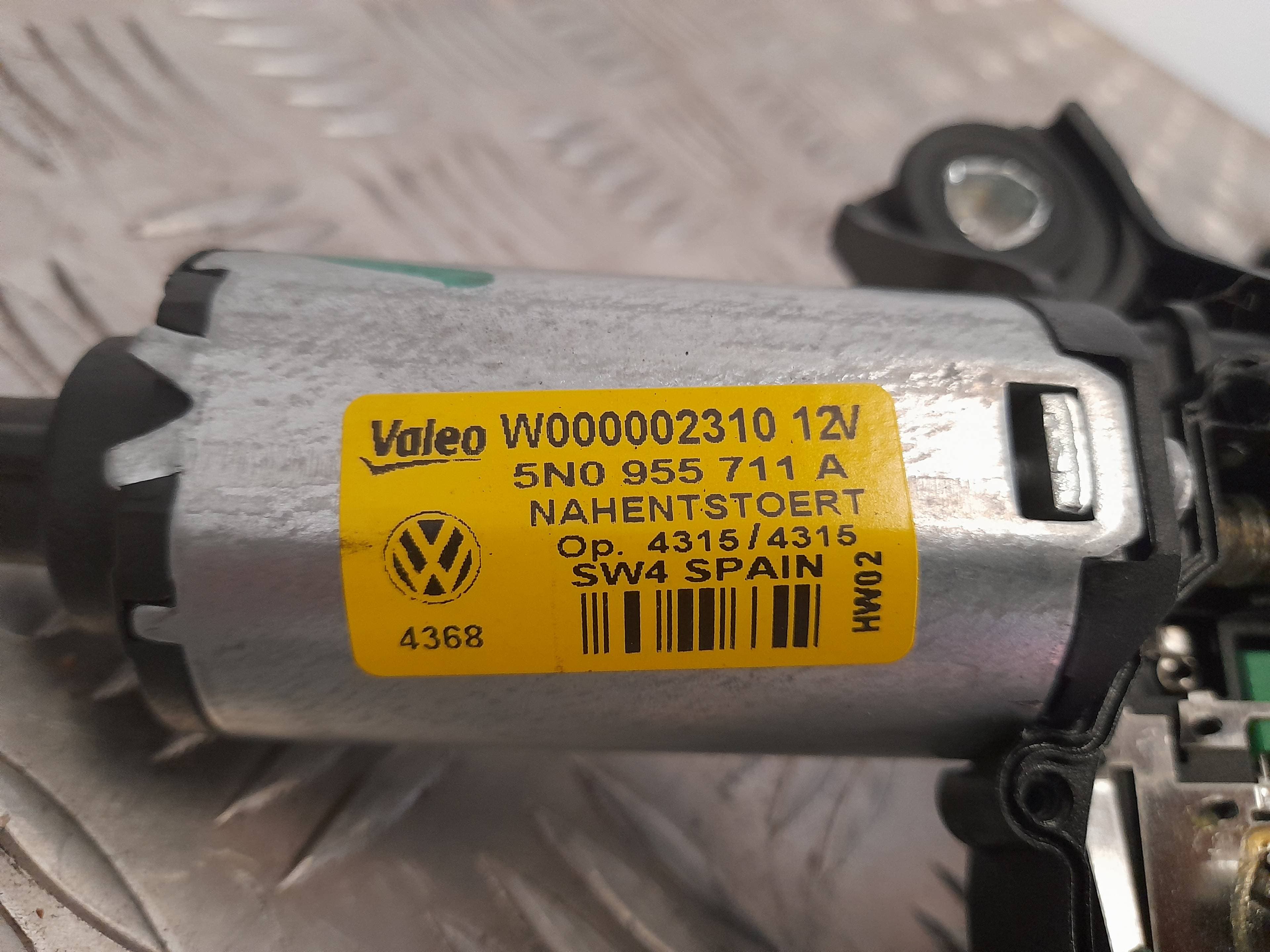 Motor limpia trasero VOLKSWAGEN TIGUAN (5N1) 3