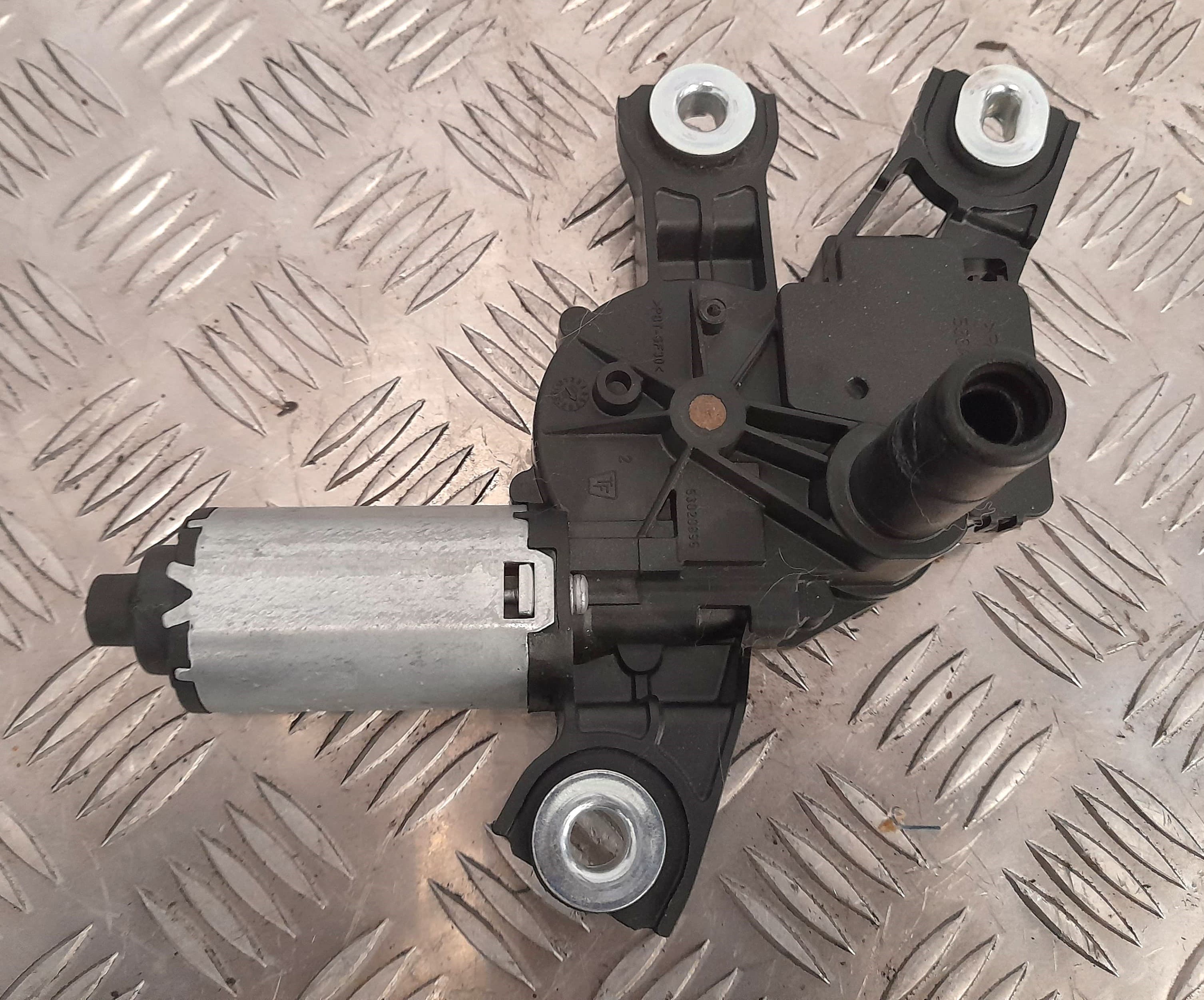 Motor limpia trasero VOLKSWAGEN TIGUAN (5N1)