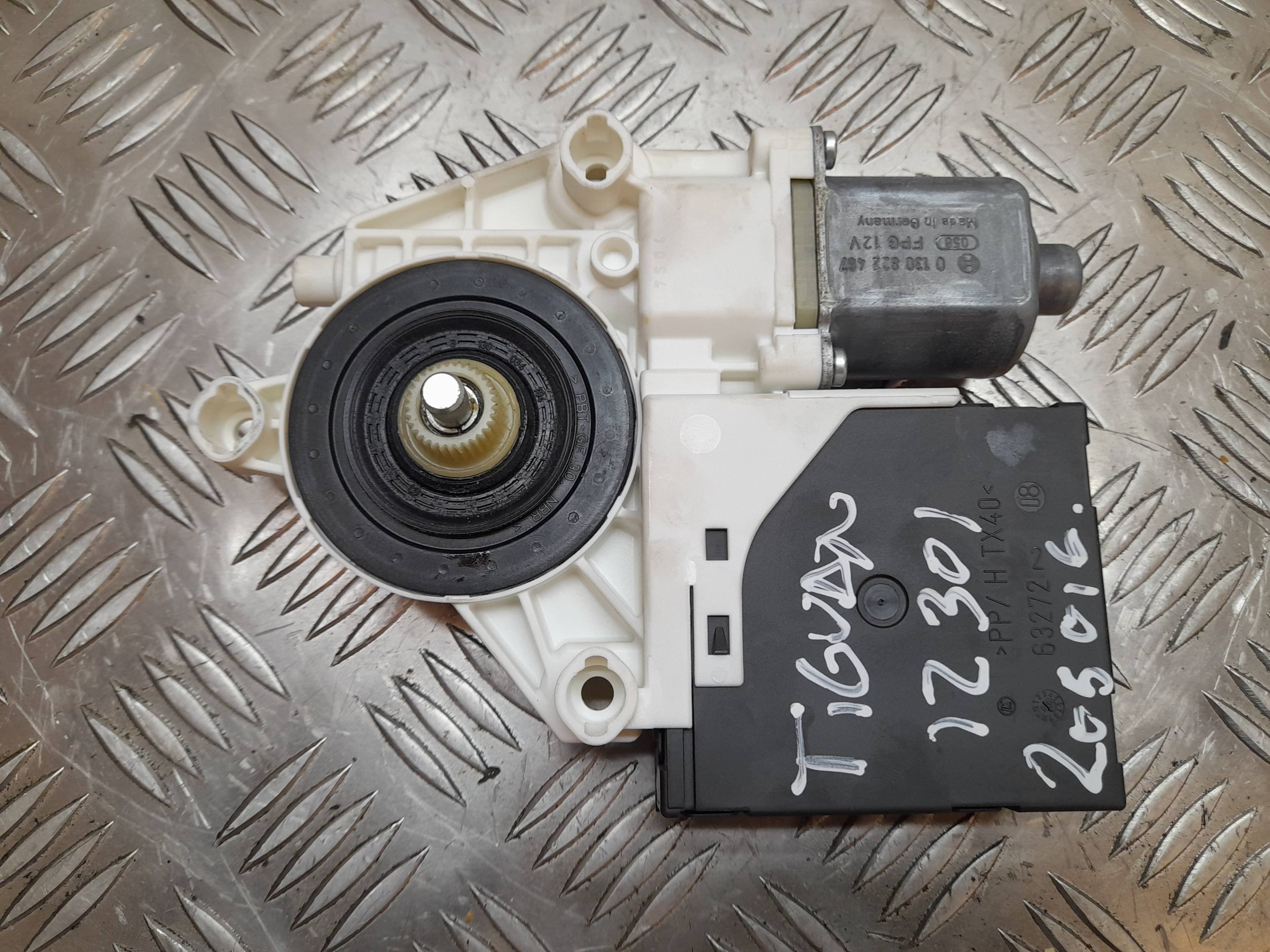 Motor elevalunas delantero izquierdo VOLKSWAGEN TIGUAN (5N1) 3