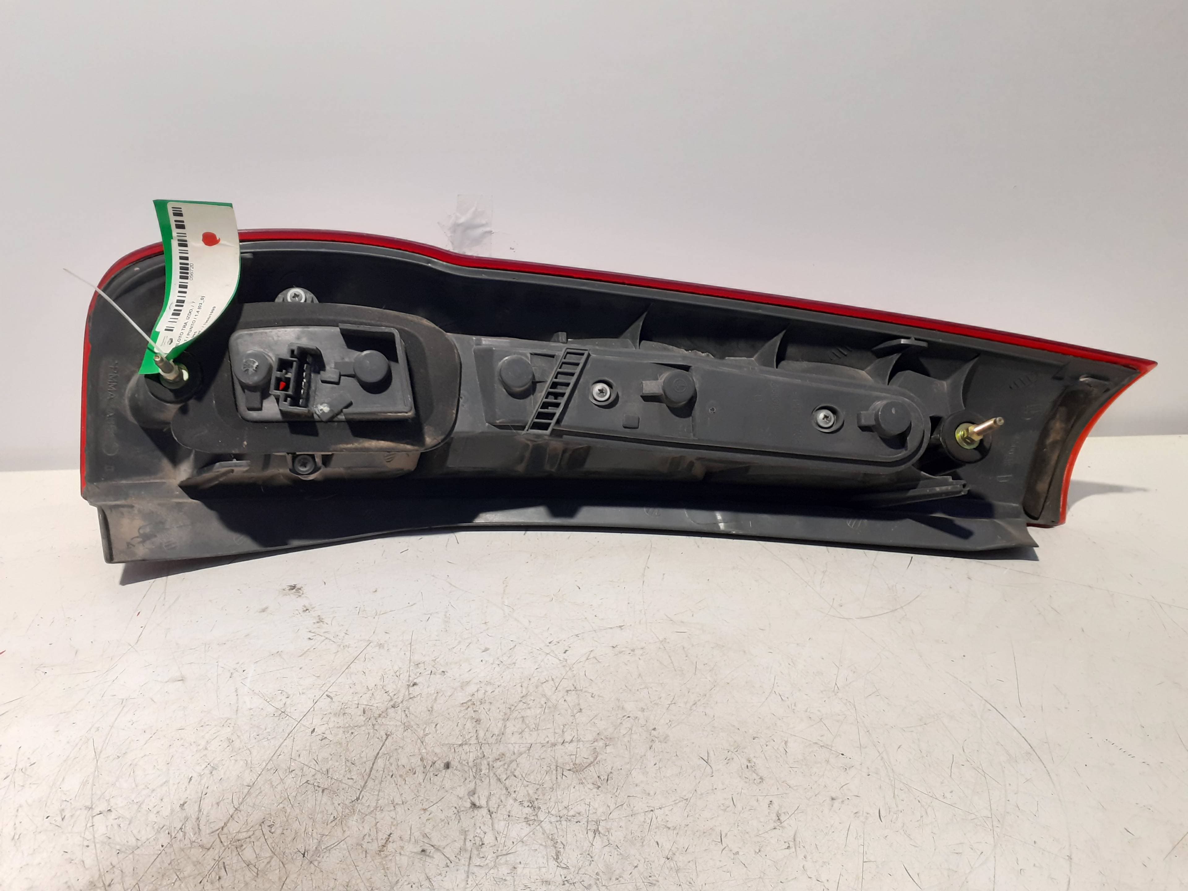 Piloto trasero izquierdo FIAT PUNTO BERL 3