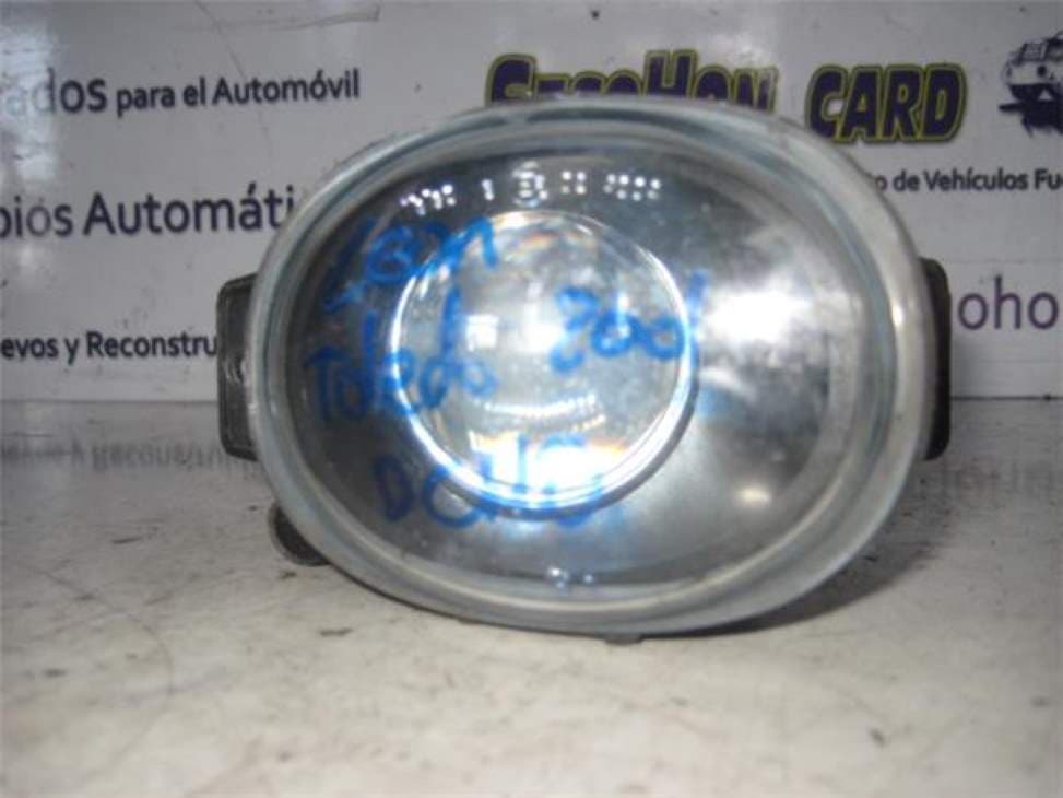 Faro antiniebla derecho SEAT LEON (1M1)