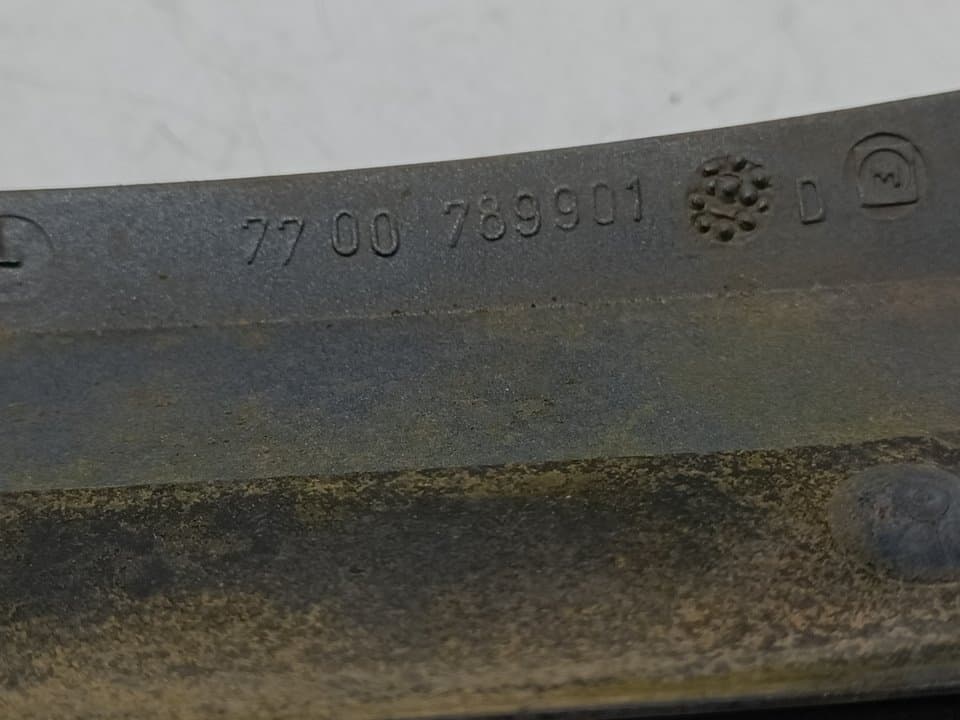 Plastico RENAULT 21 BERLINA (B/L48) 2