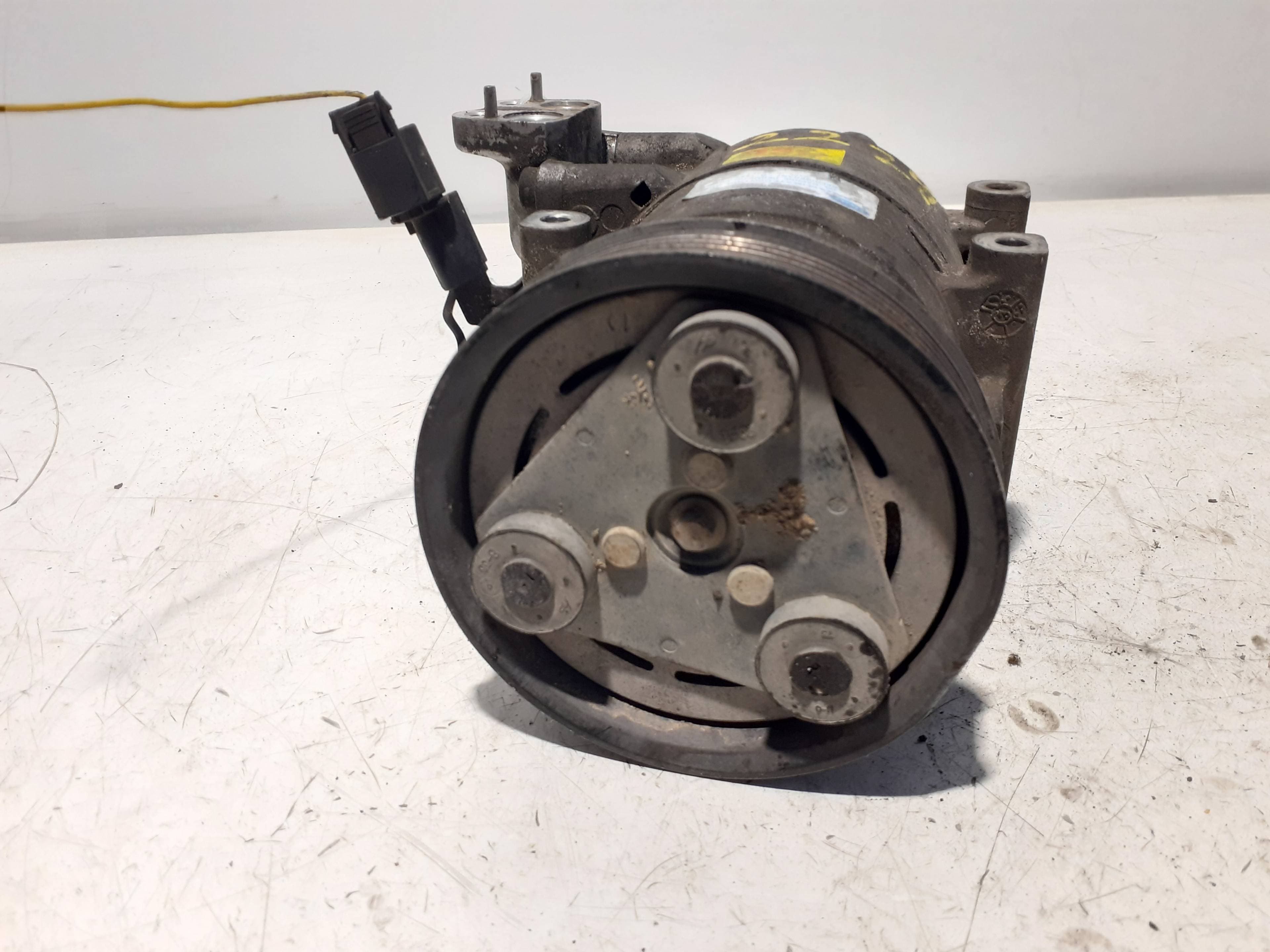 Recambio HYUNDAI ACCENT (LC) ref. 9770122200