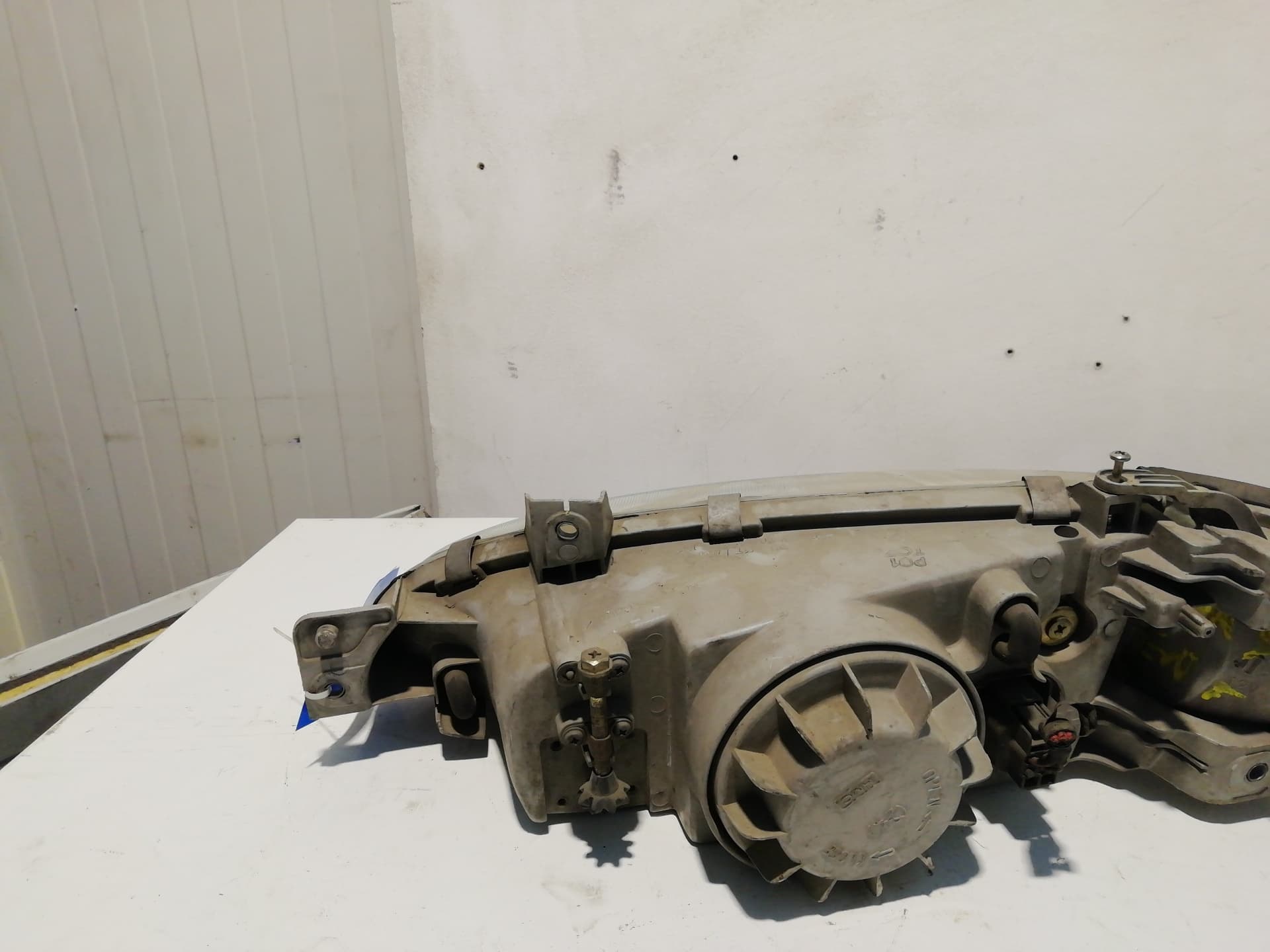 Faro derecho HYUNDAI ACCENT (LC) 2