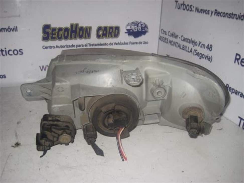Faro derecho HYUNDAI ACCENT (LC) 2