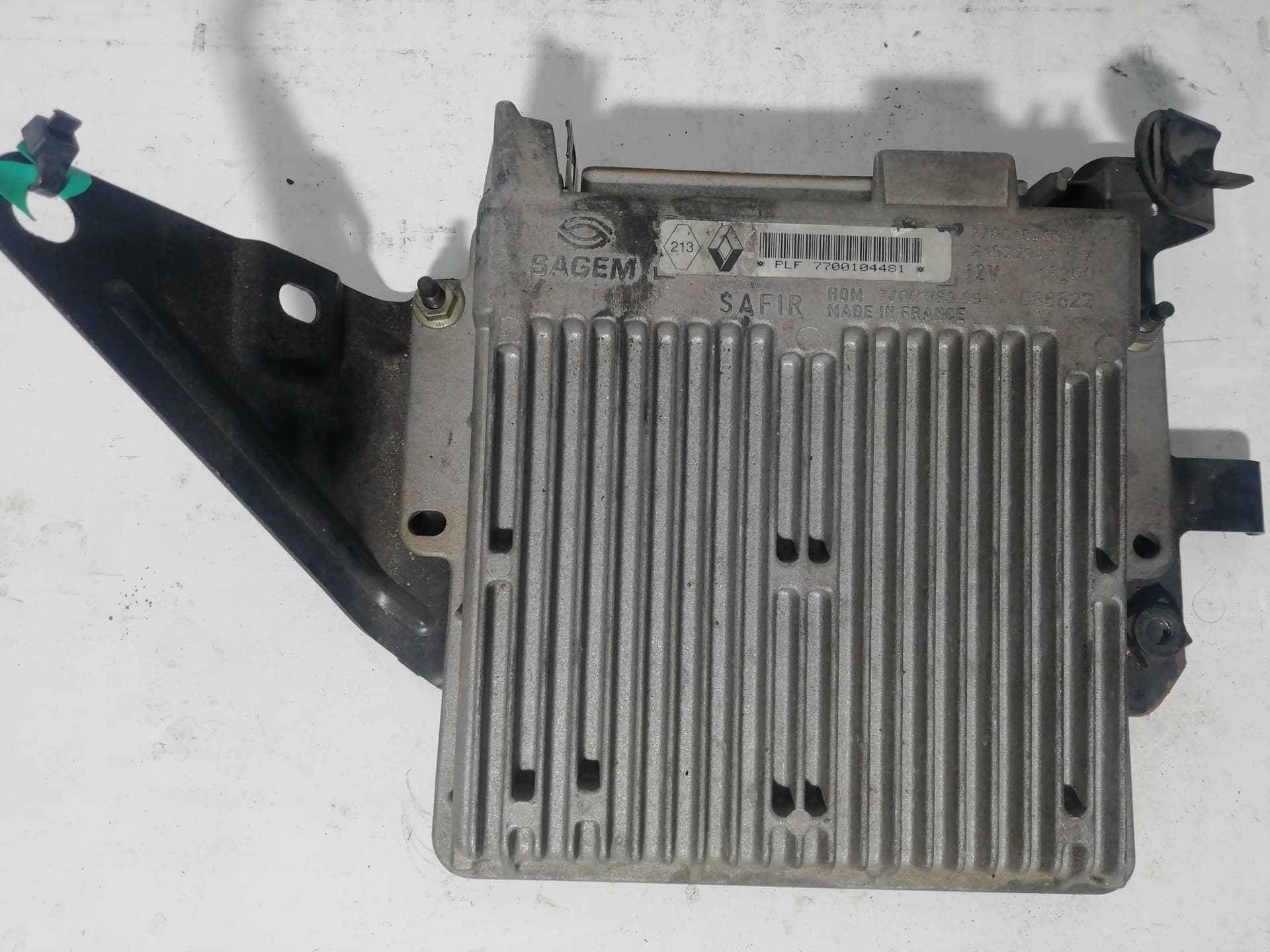 Centralita motor uce RENAULT CLIO I FASE I+II (B/C57)