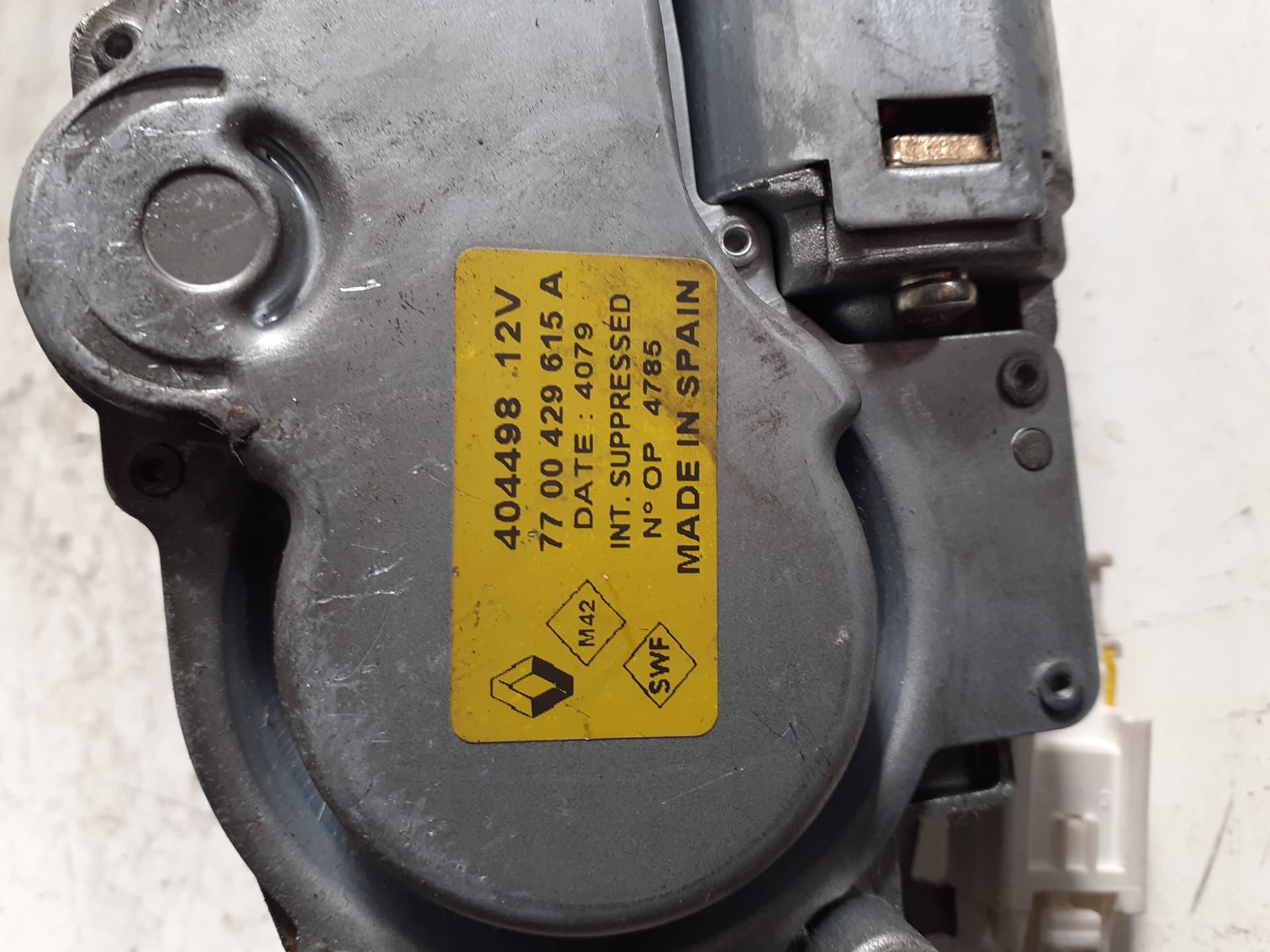 Motor limpia trasero RENAULT CLIO I FASE I+II (B/C57) 2