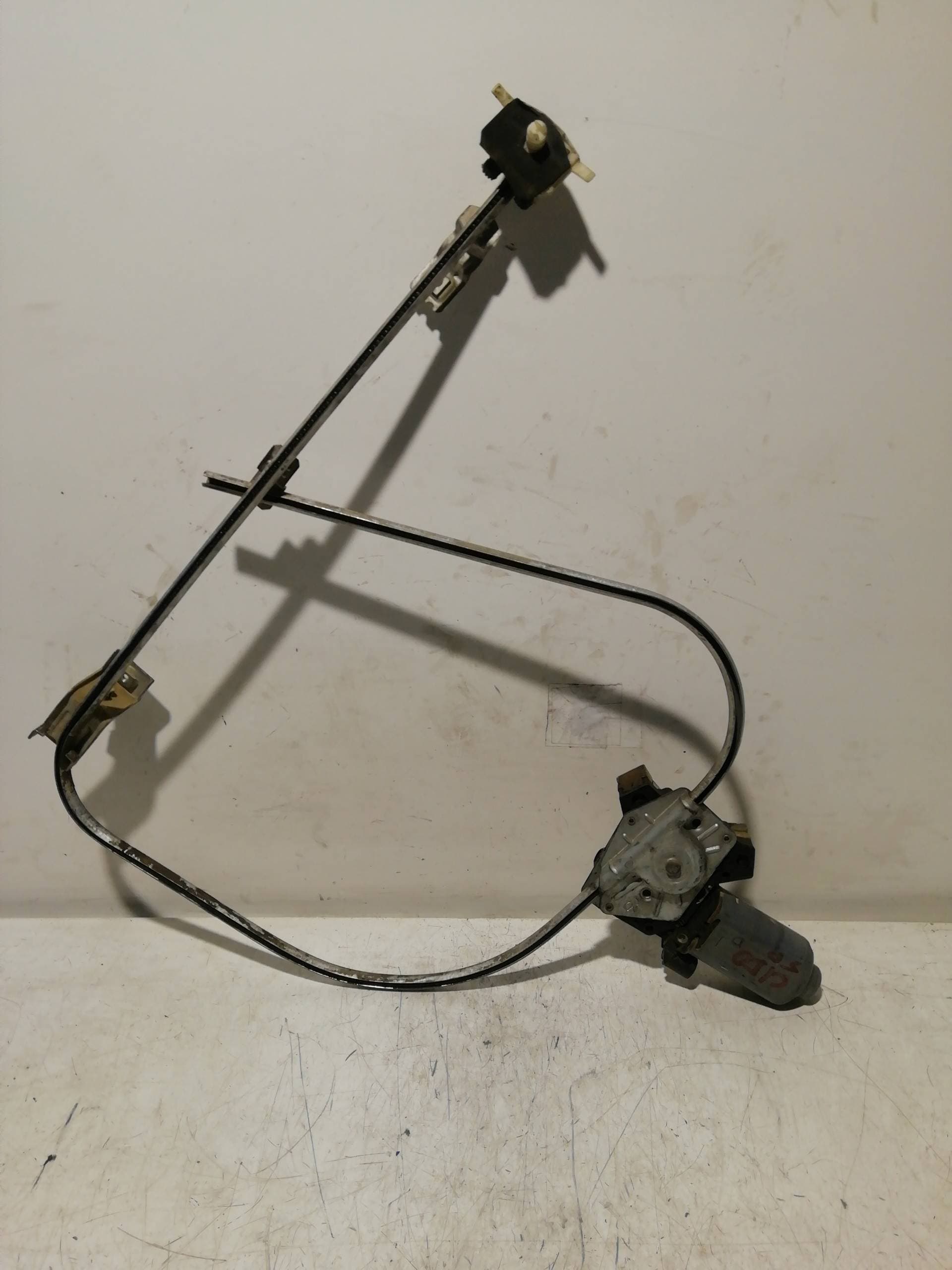 Motor elevalunas delantero derecho RENAULT CLIO I FASE I+II (B/C57)