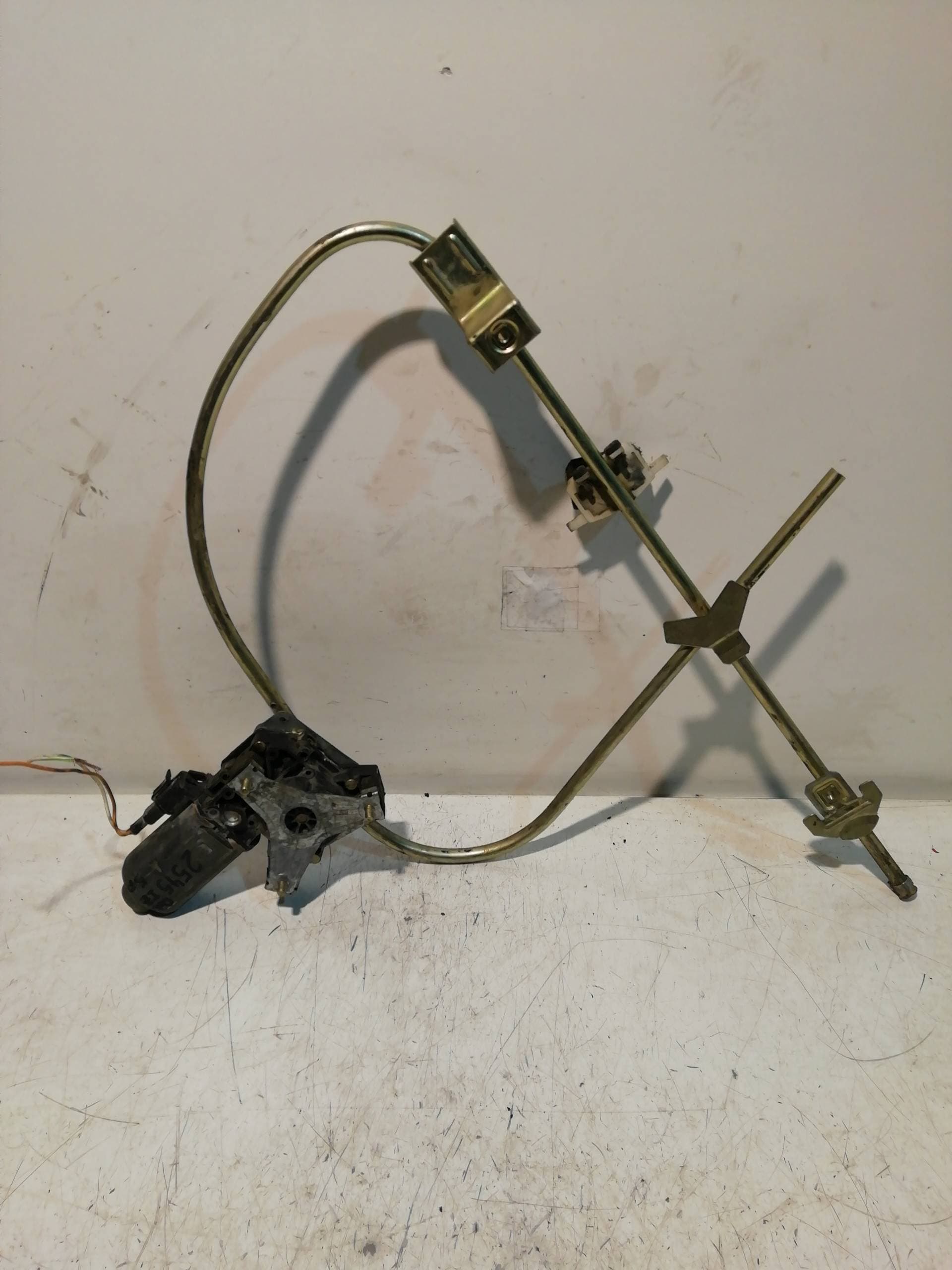 Motor elevalunas delantero izquierdo RENAULT CLIO I FASE I+II (B/C57)