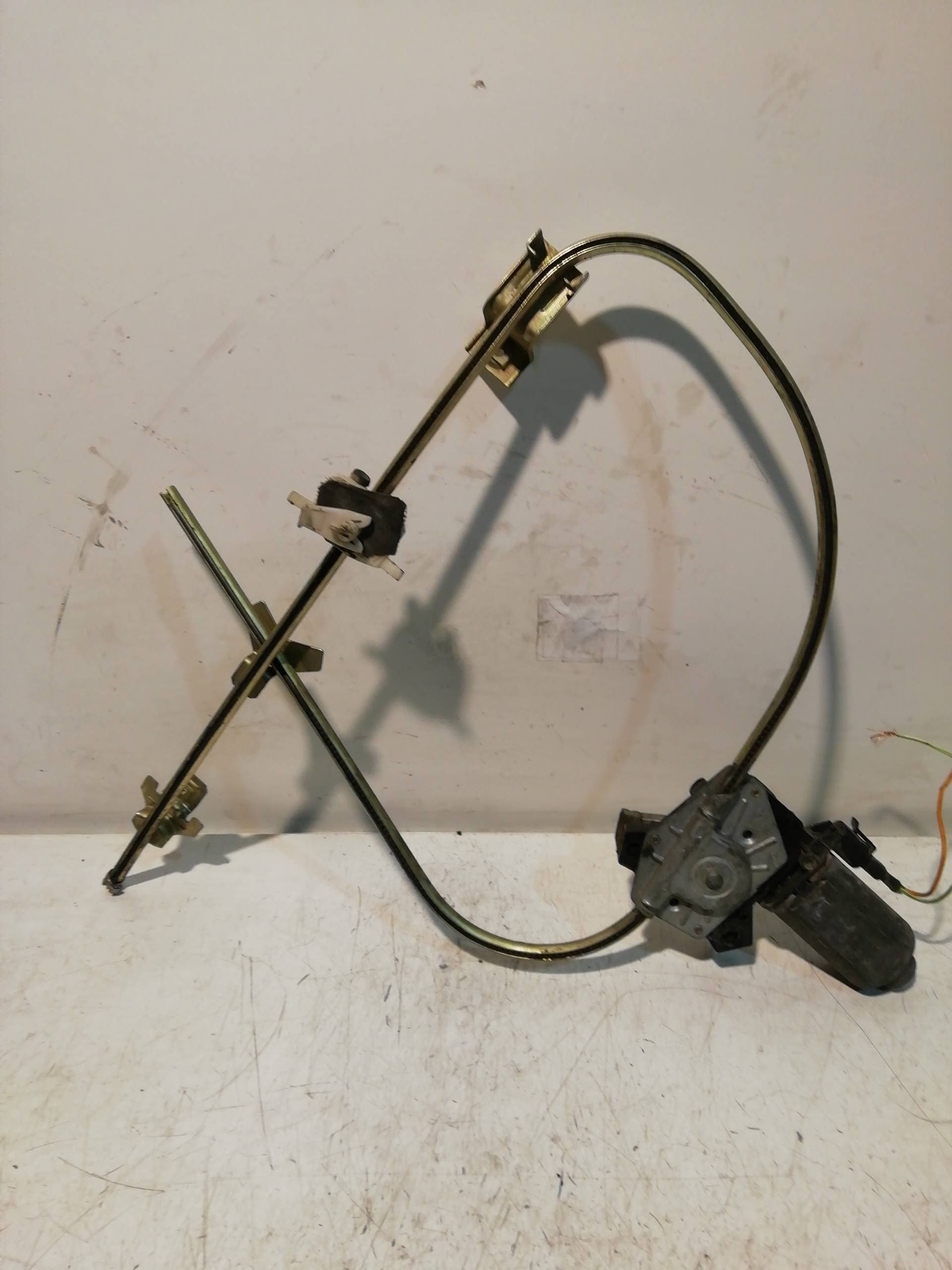 Motor elevalunas delantero izquierdo RENAULT CLIO I FASE I+II (B/C57) 4