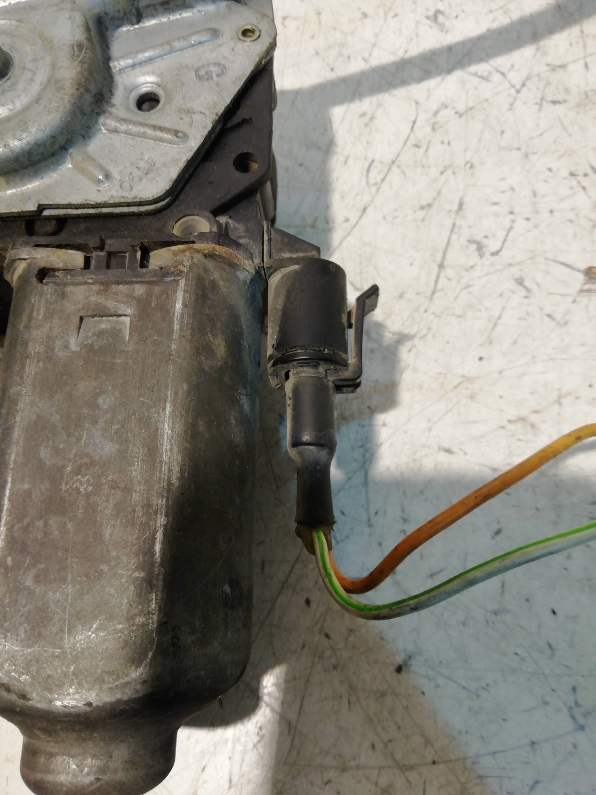 Motor elevalunas delantero izquierdo RENAULT CLIO I FASE I+II (B/C57) 3