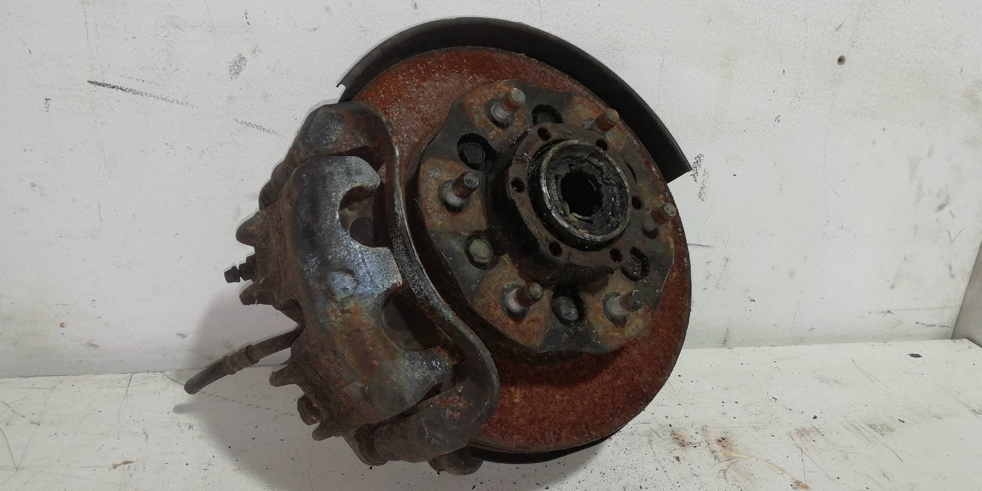 Mangueta delantera derecha NISSAN TERRANO (WD21)