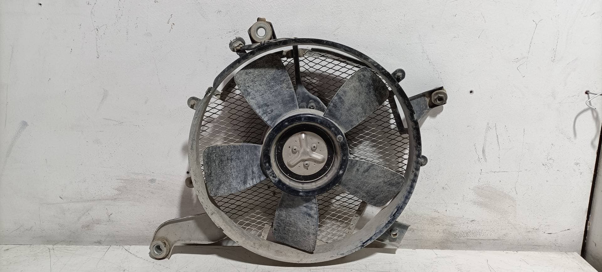 Electroventilador MITSUBISHI MONTERO (V20/V40)