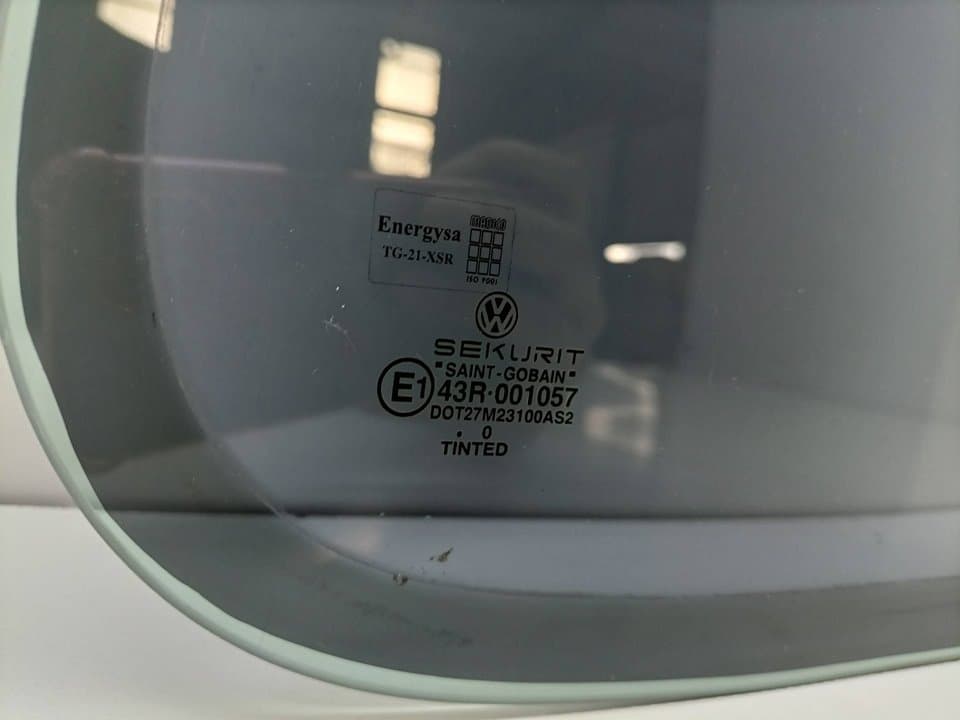 Luna custodia trasera derecha VOLKSWAGEN GOLF IV BERLINA (1J1) 3