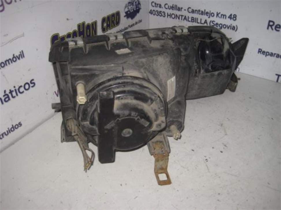 Faro derecho FORD SIERRA TURNIER 3