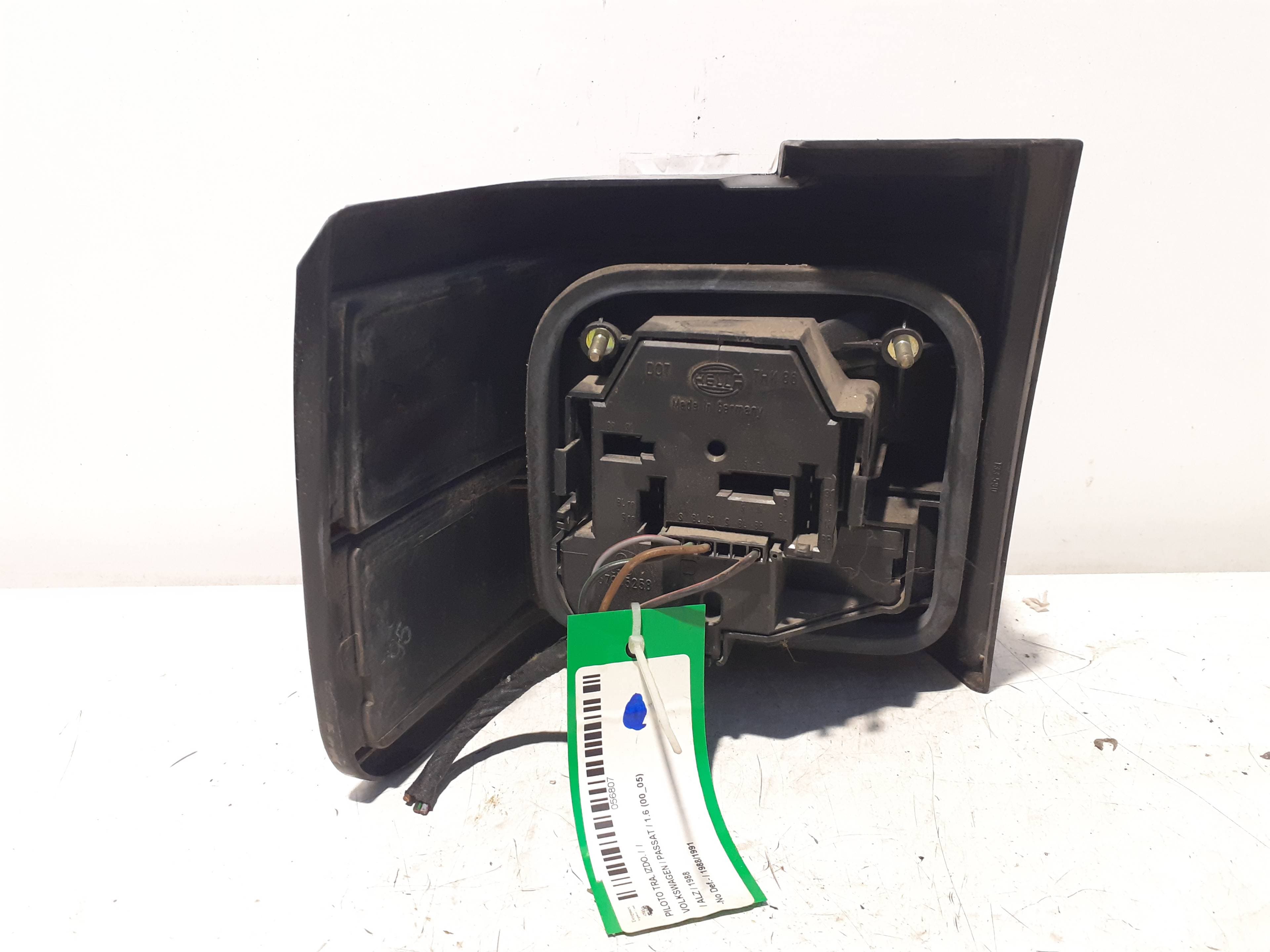 Piloto trasero izquierdo VOLKSWAGEN PASSAT BERLINA (312) 3