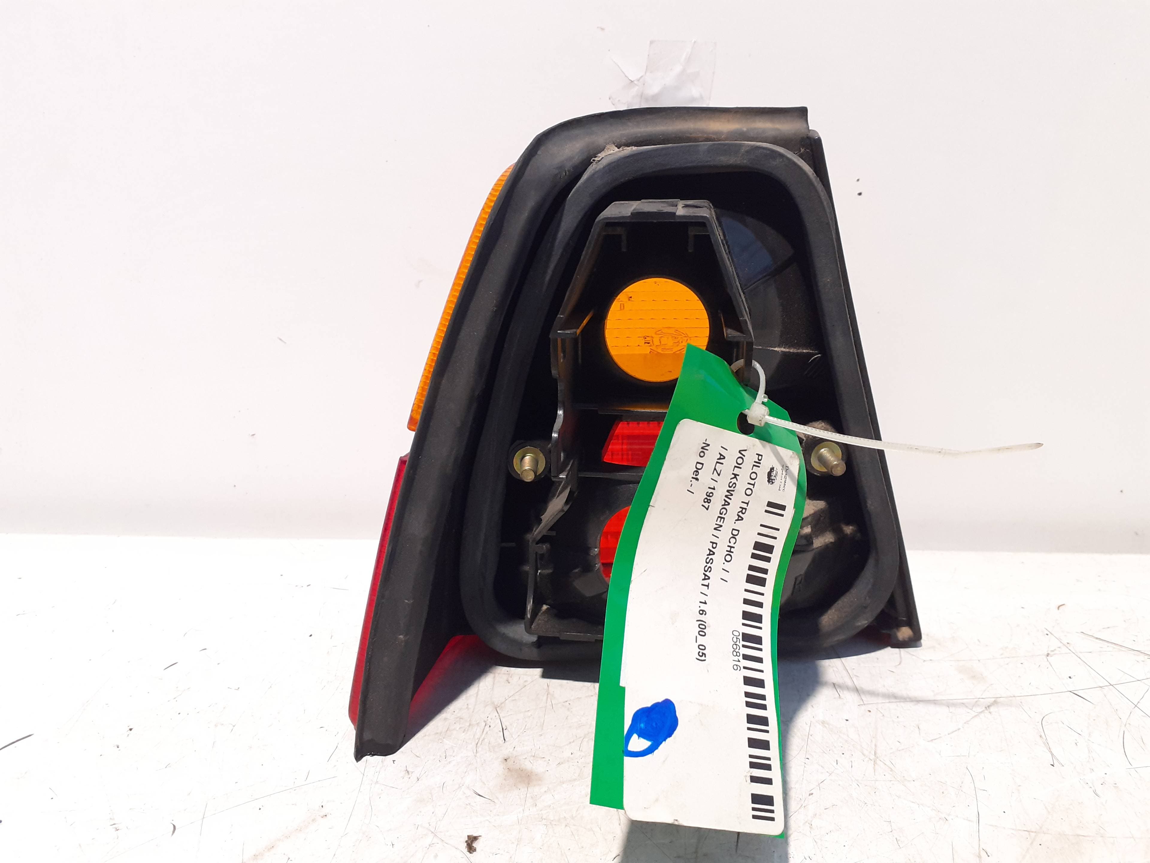Piloto trasero derecho VOLKSWAGEN PASSAT BERLINA (312) 3