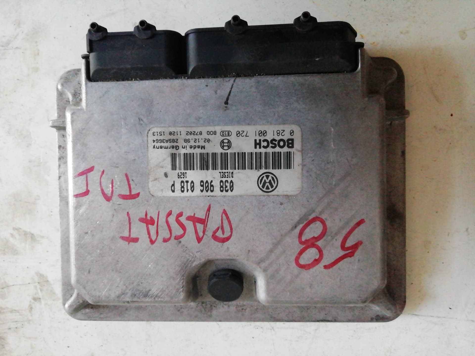 Centralita motor uce VOLKSWAGEN PASSAT BERLINA (312)