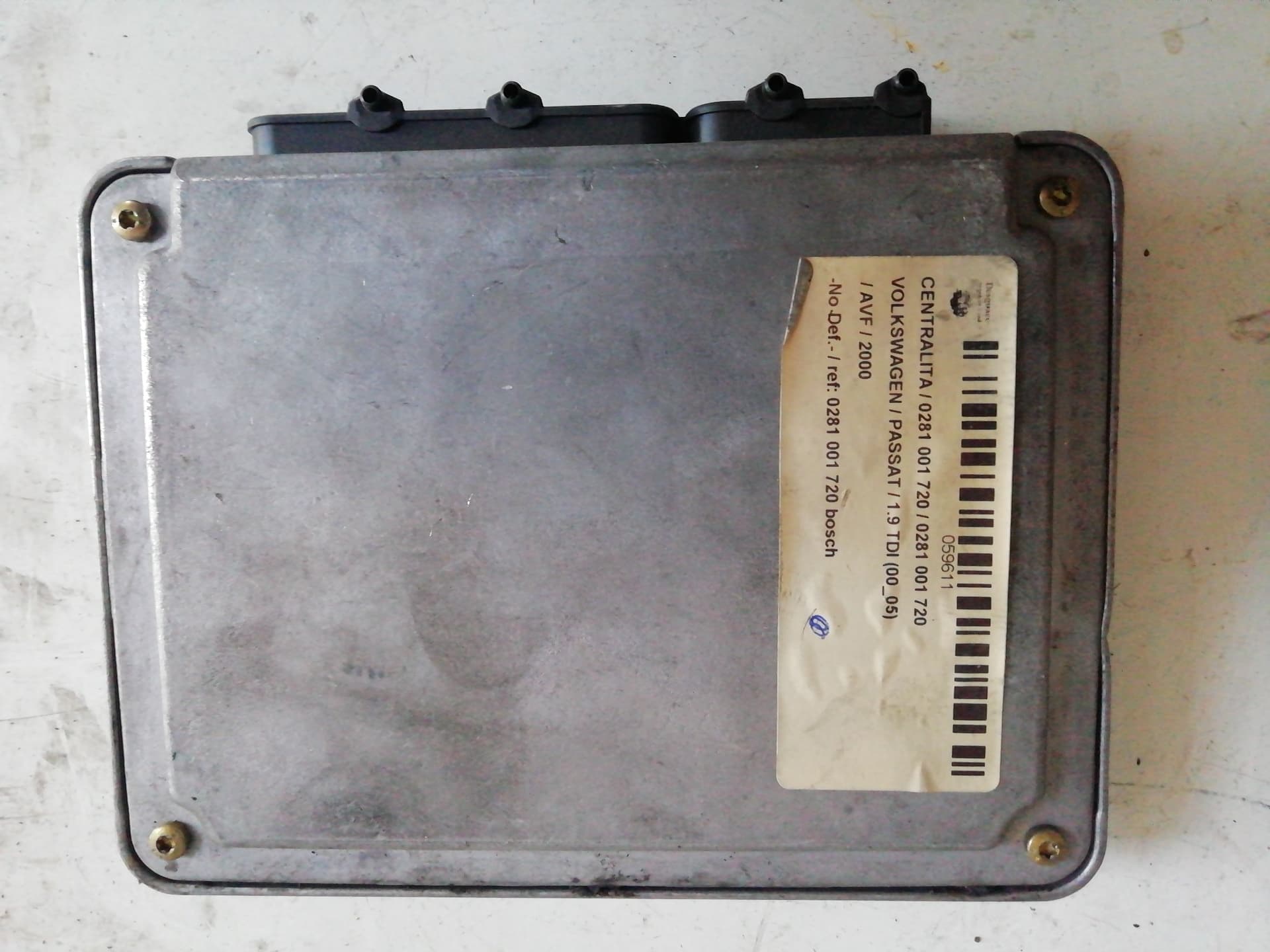 Centralita motor uce VOLKSWAGEN PASSAT BERLINA (312) 3