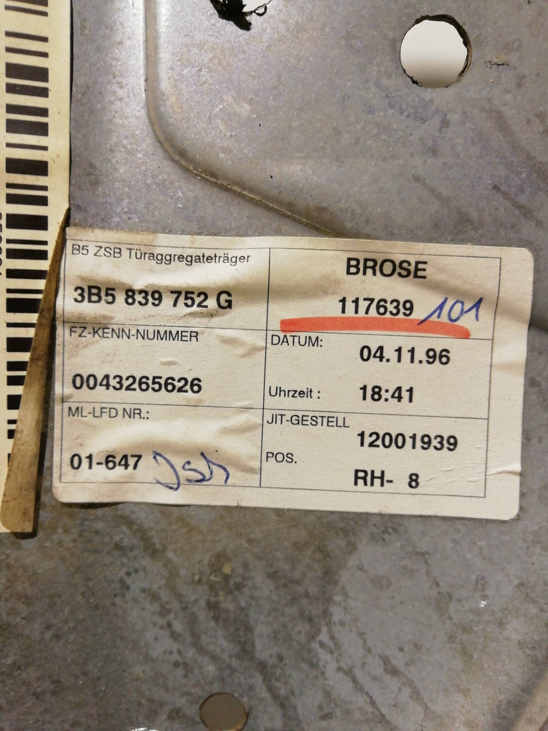 Elevalunas trasero derecho VOLKSWAGEN PASSAT BERLINA (312) 4