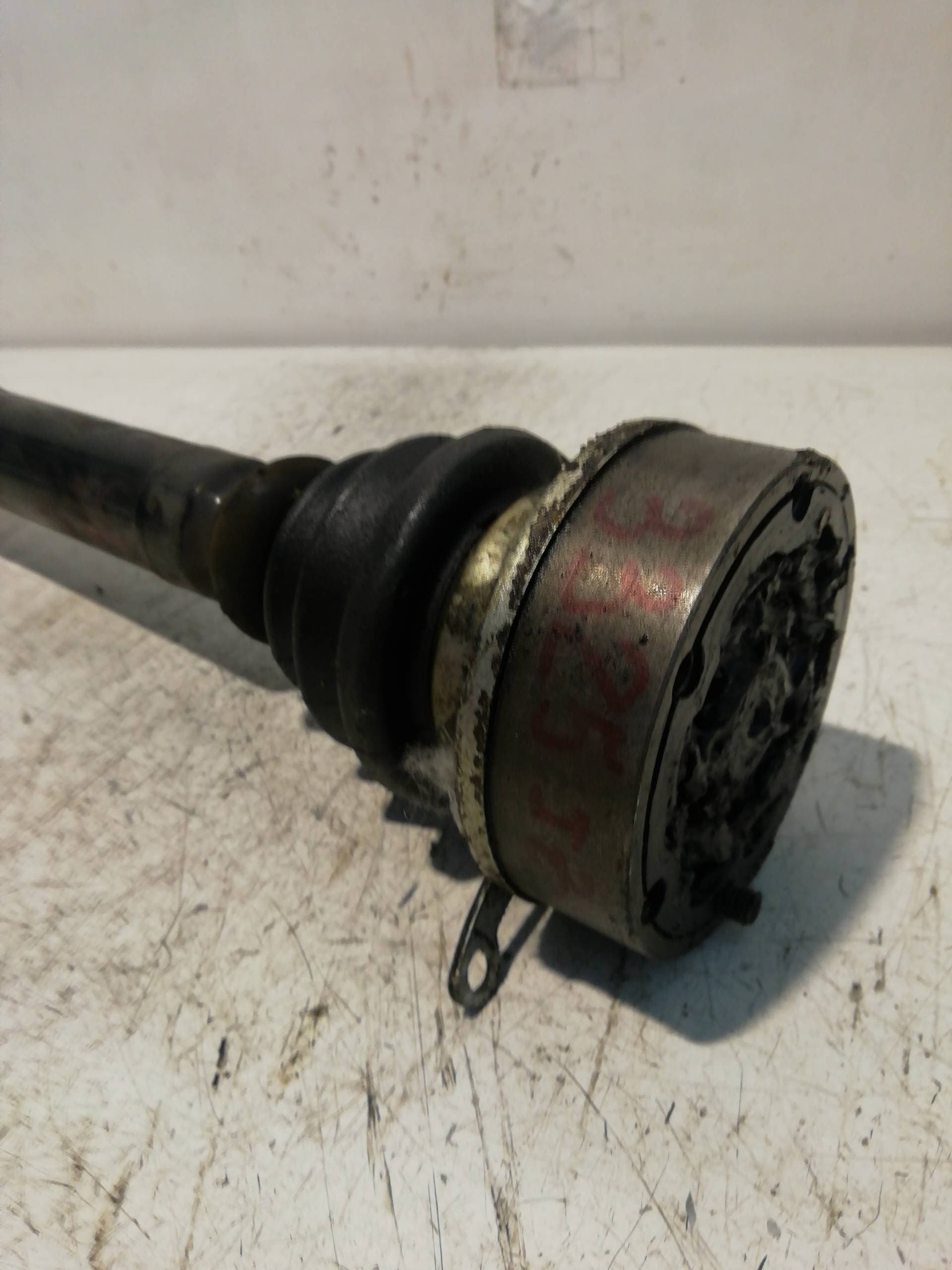 Transmision delantera izquierda VOLKSWAGEN PASSAT BERLINA (312) 3
