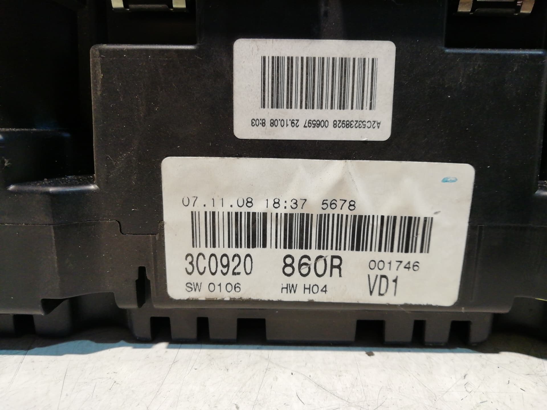 Cuadro instrumentos VOLKSWAGEN PASSAT BERLINA (312) 3