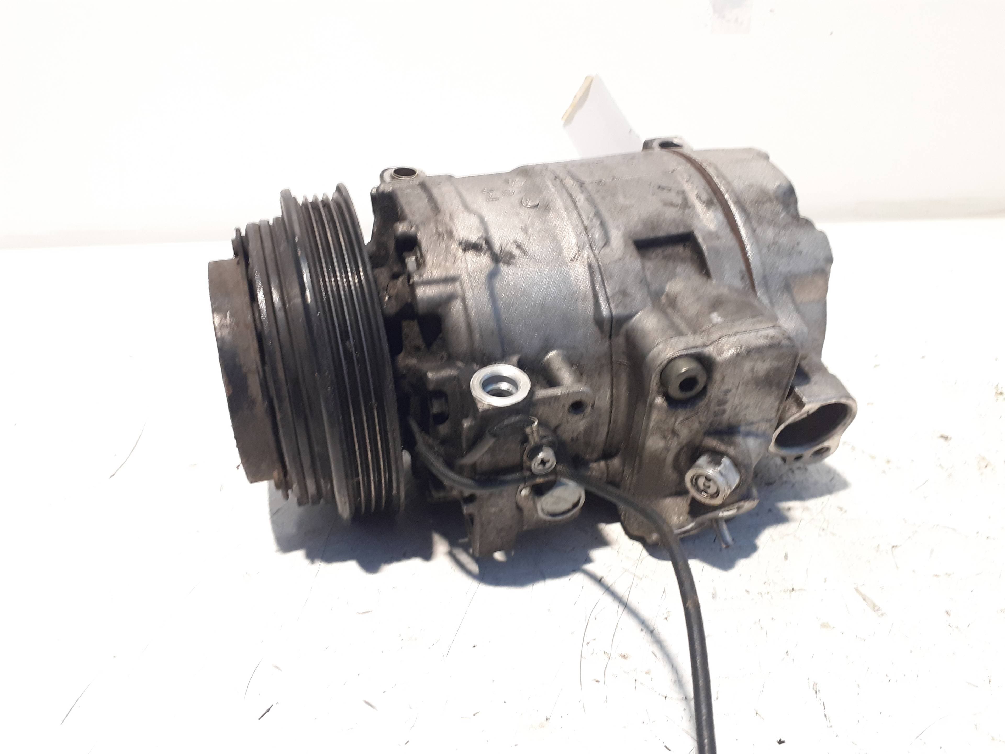 Recambio VOLKSWAGEN PASSAT BERLINA (312) ref. 4472208142 4