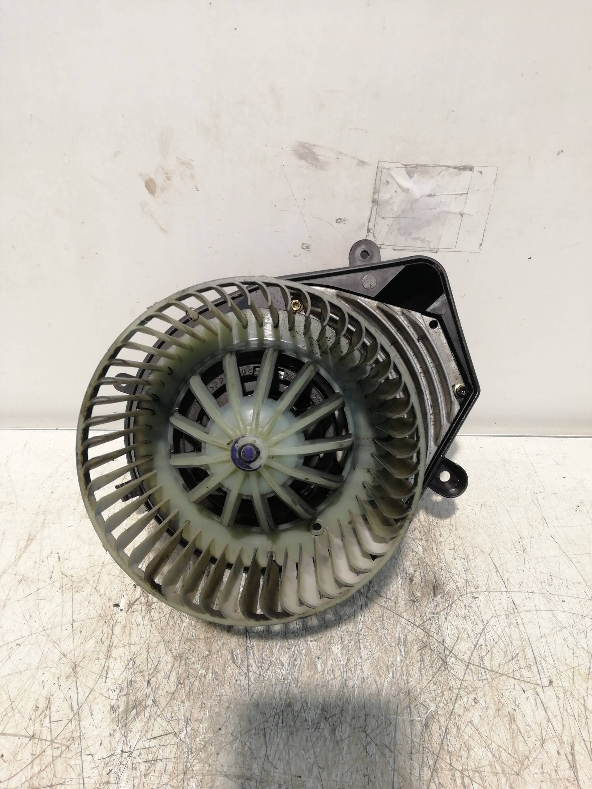 Ventilador calefaccion VOLKSWAGEN PASSAT BERLINA (312)