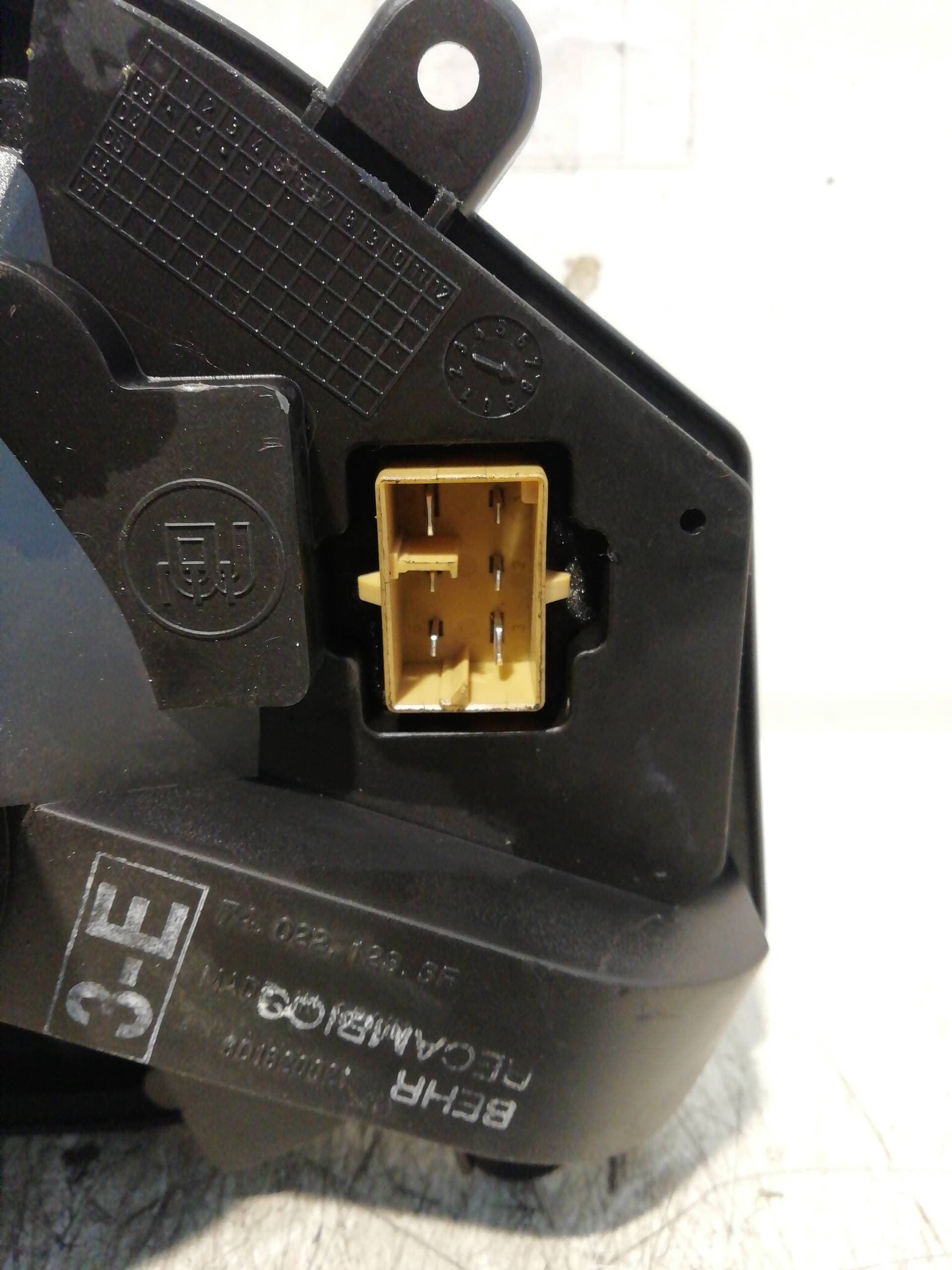 Ventilador calefaccion VOLKSWAGEN PASSAT BERLINA (312) 3