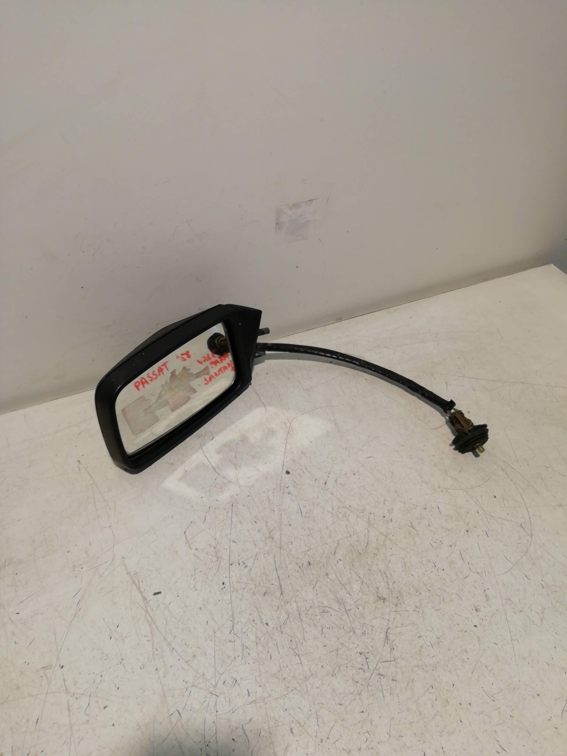 Retrovisor izquierdo VOLKSWAGEN PASSAT BERLINA (312)